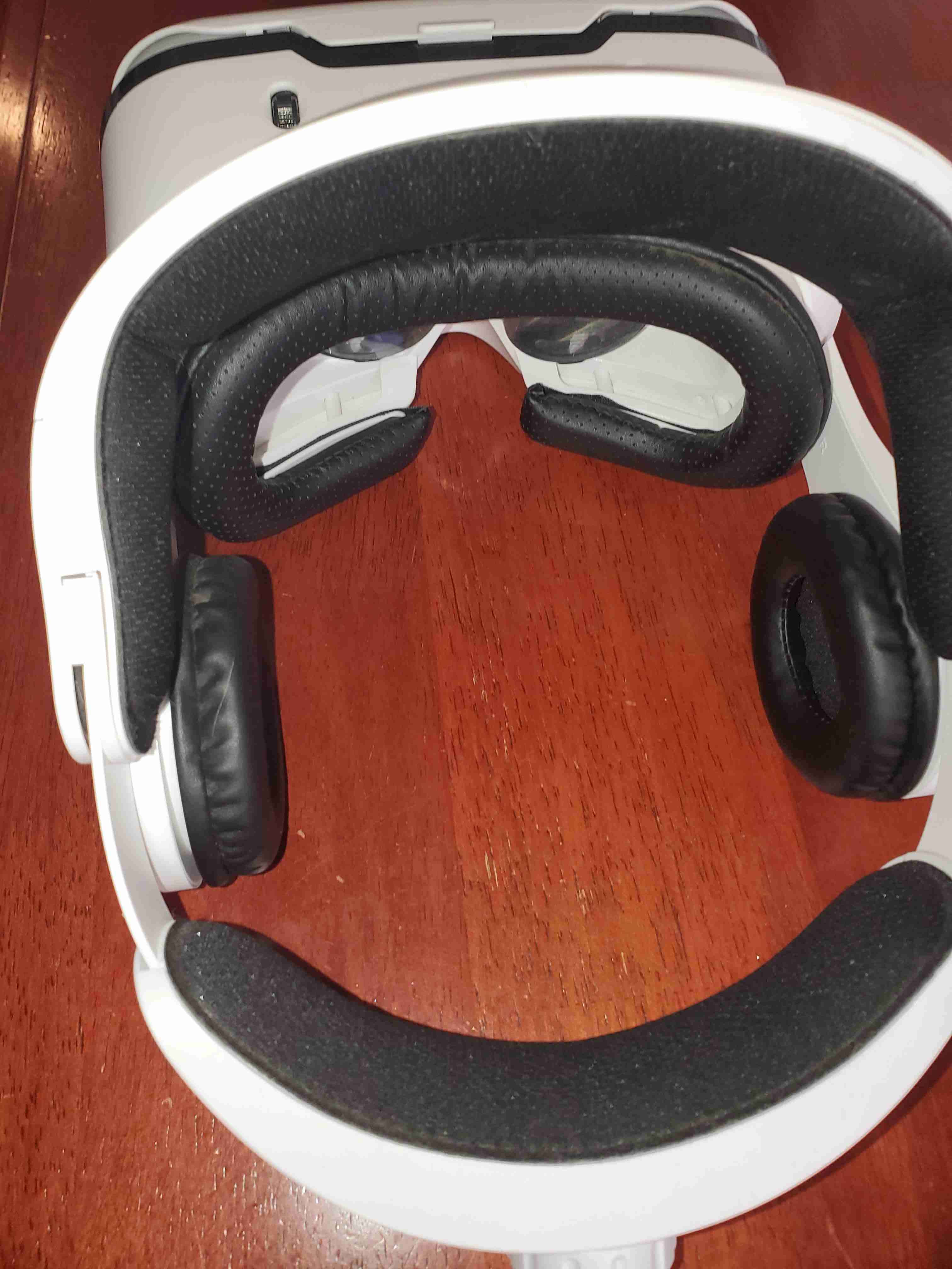 Gafas de Realidad Virtual Blancas - miniatura 3