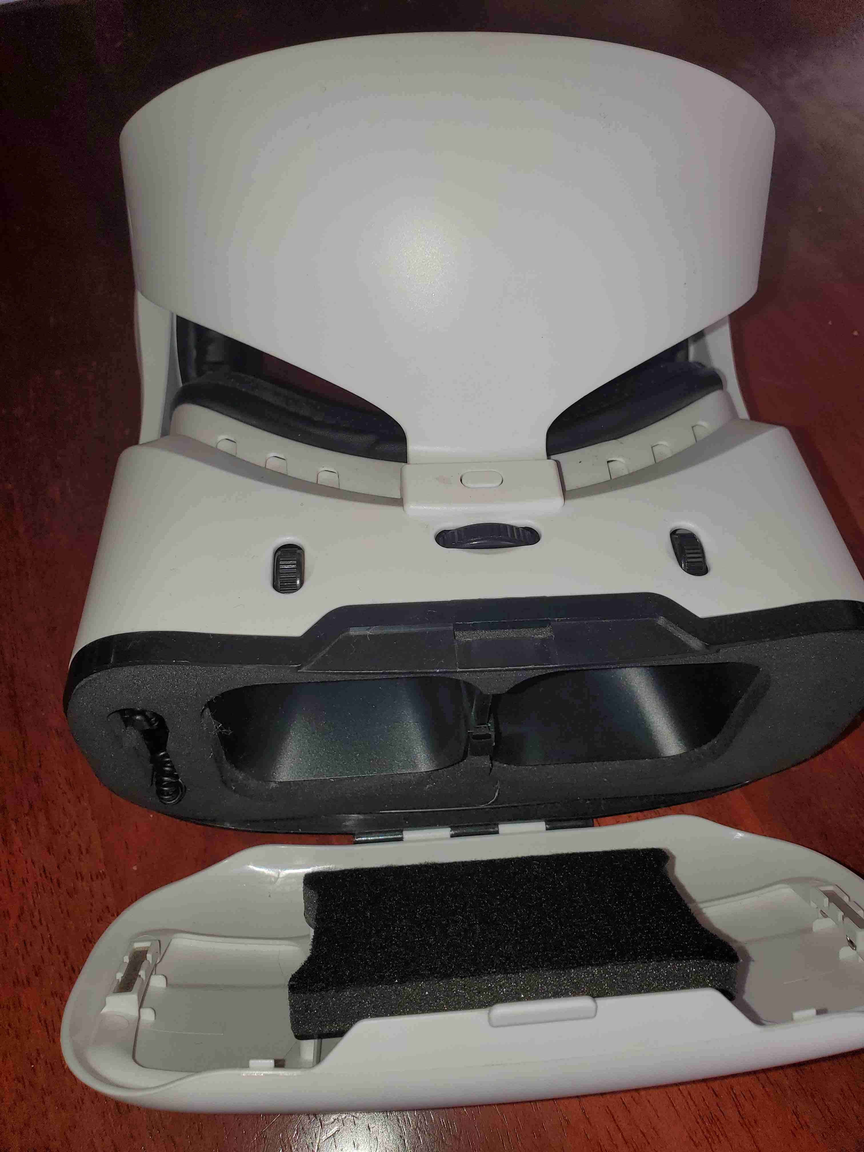 Gafas de Realidad Virtual Blancas - miniatura 4