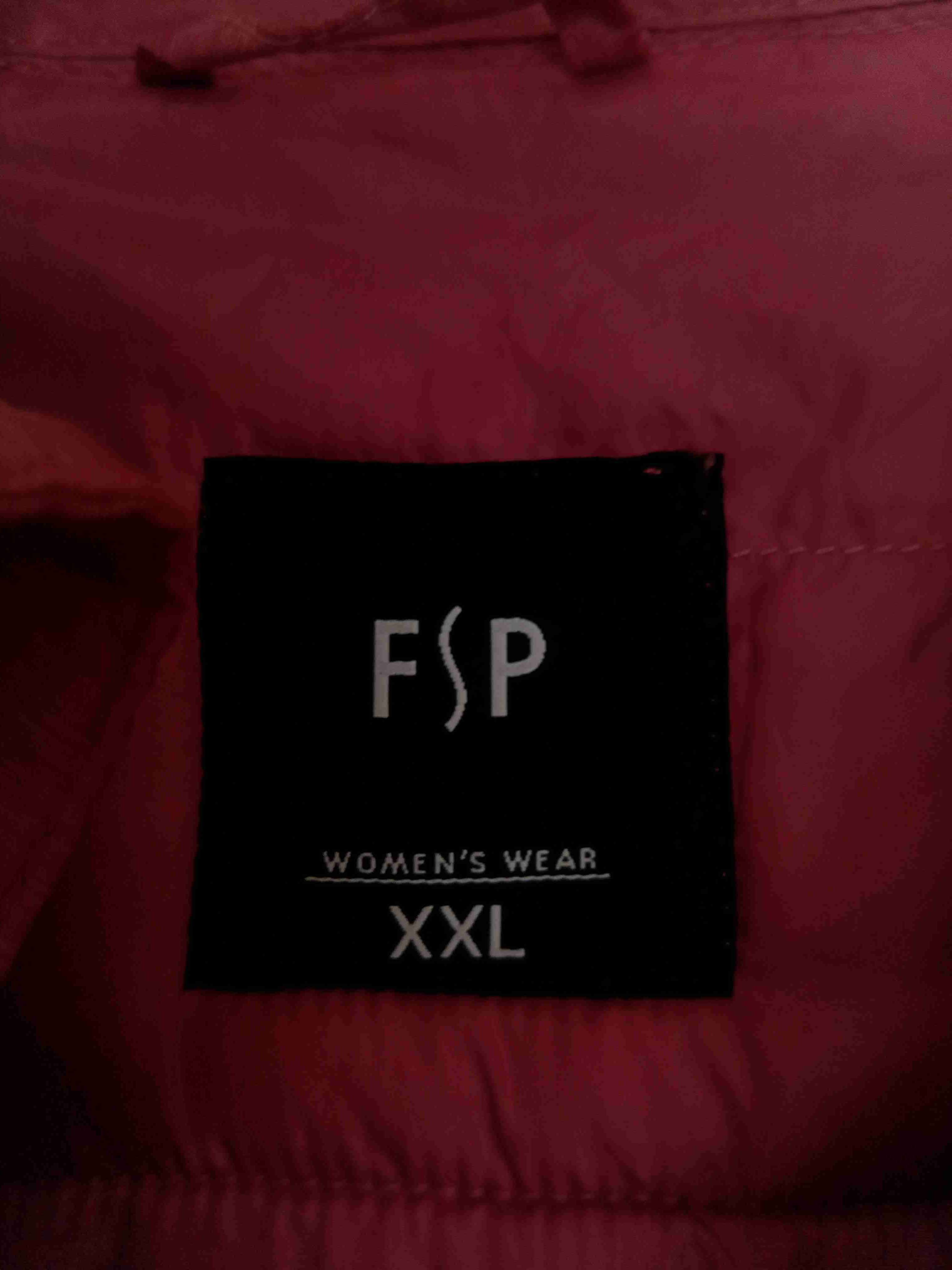 Chaqueta acolchada fucsia con capucha - miniatura 2