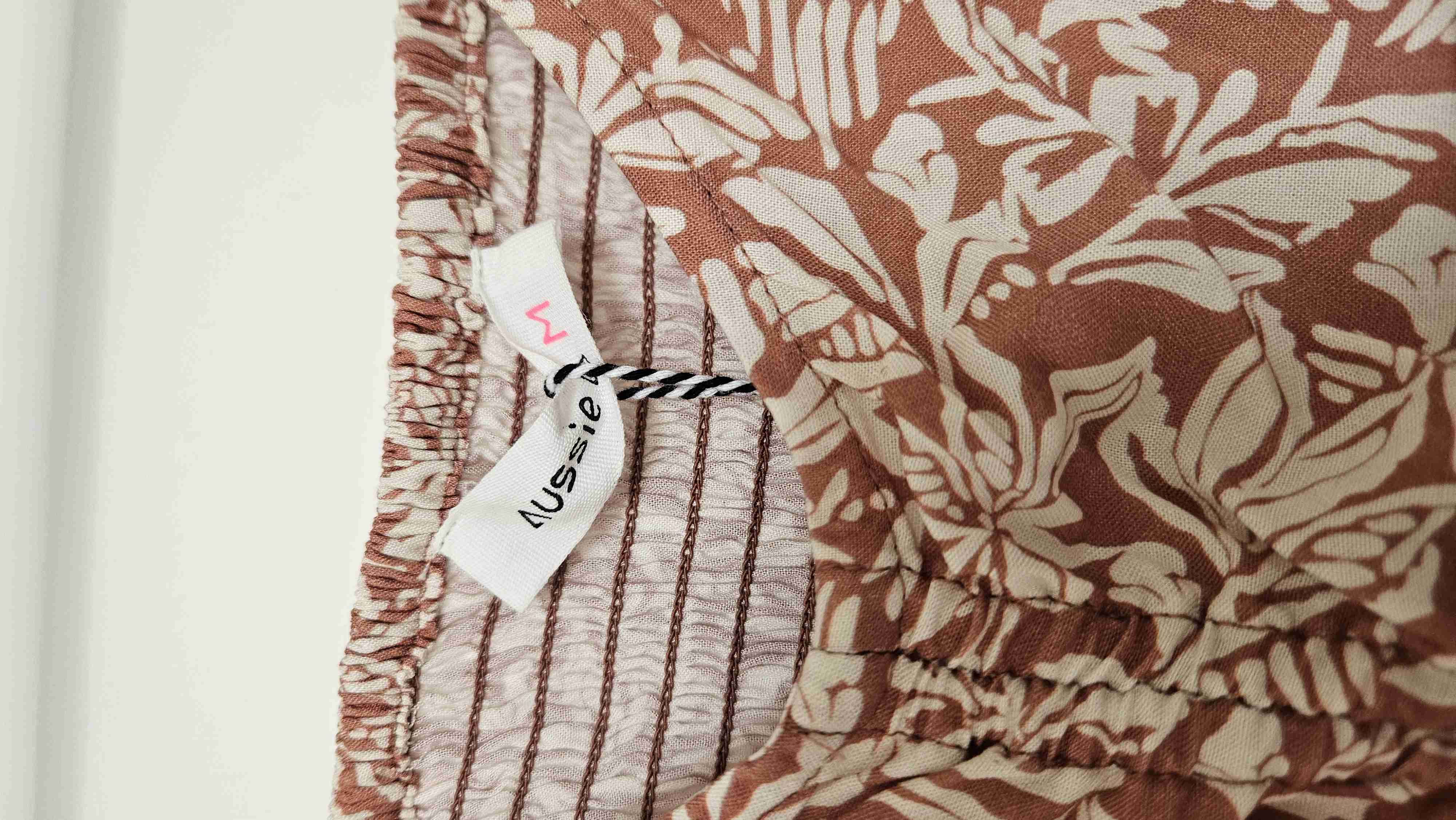 Top floral sin mangas - miniatura 2