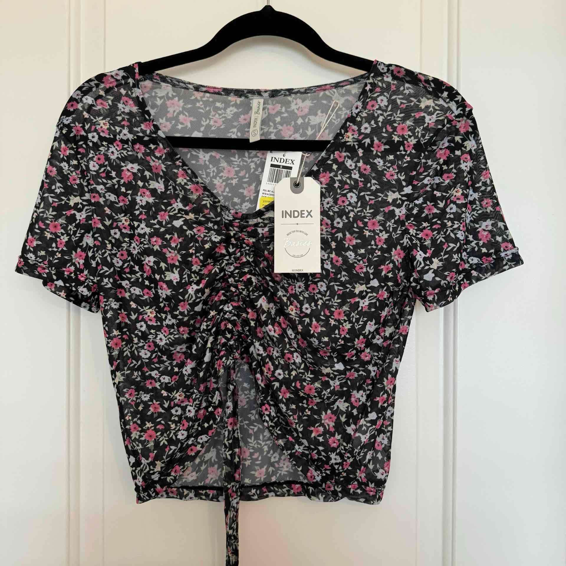 Polera floral INDEX negra