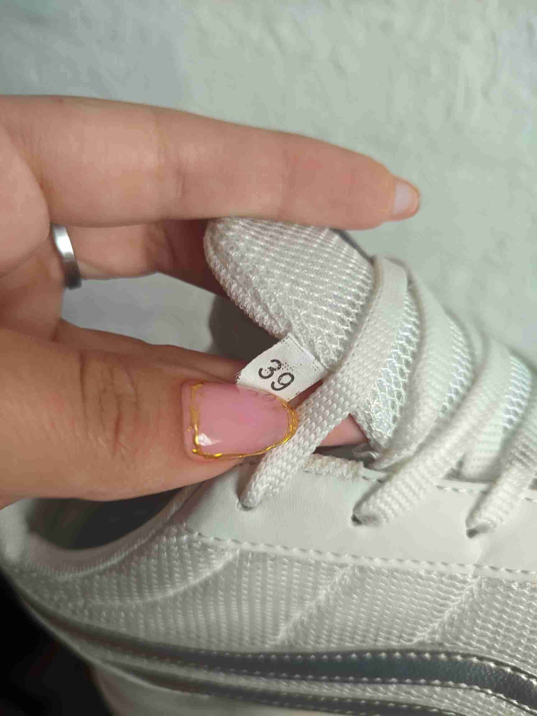 Zapatillas deportivas blancas - miniatura 6