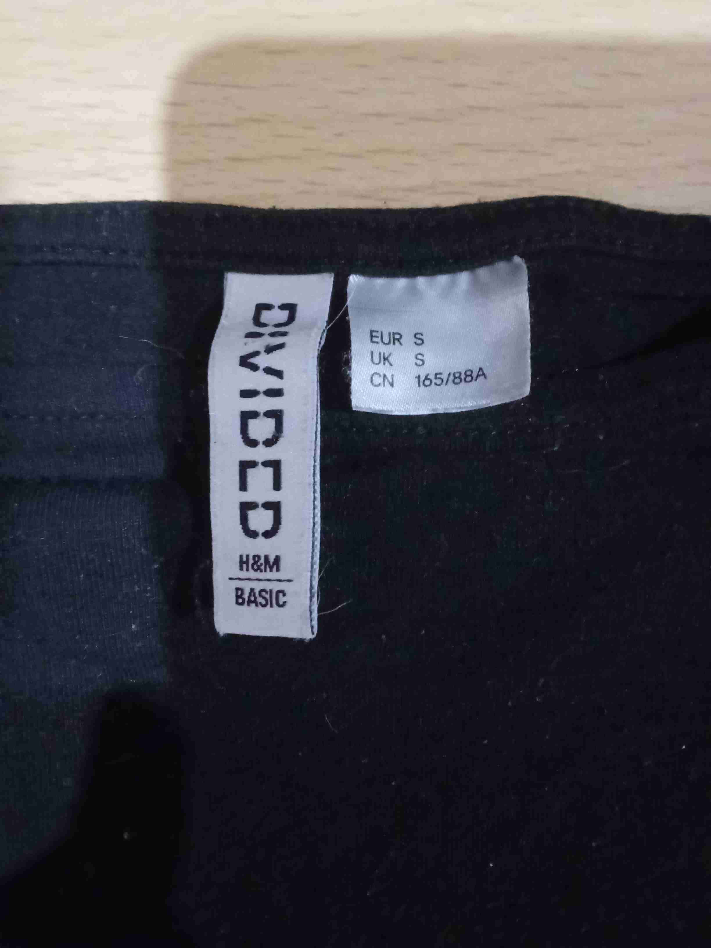 Polera negra sin mangas talla s h&m - miniatura 2