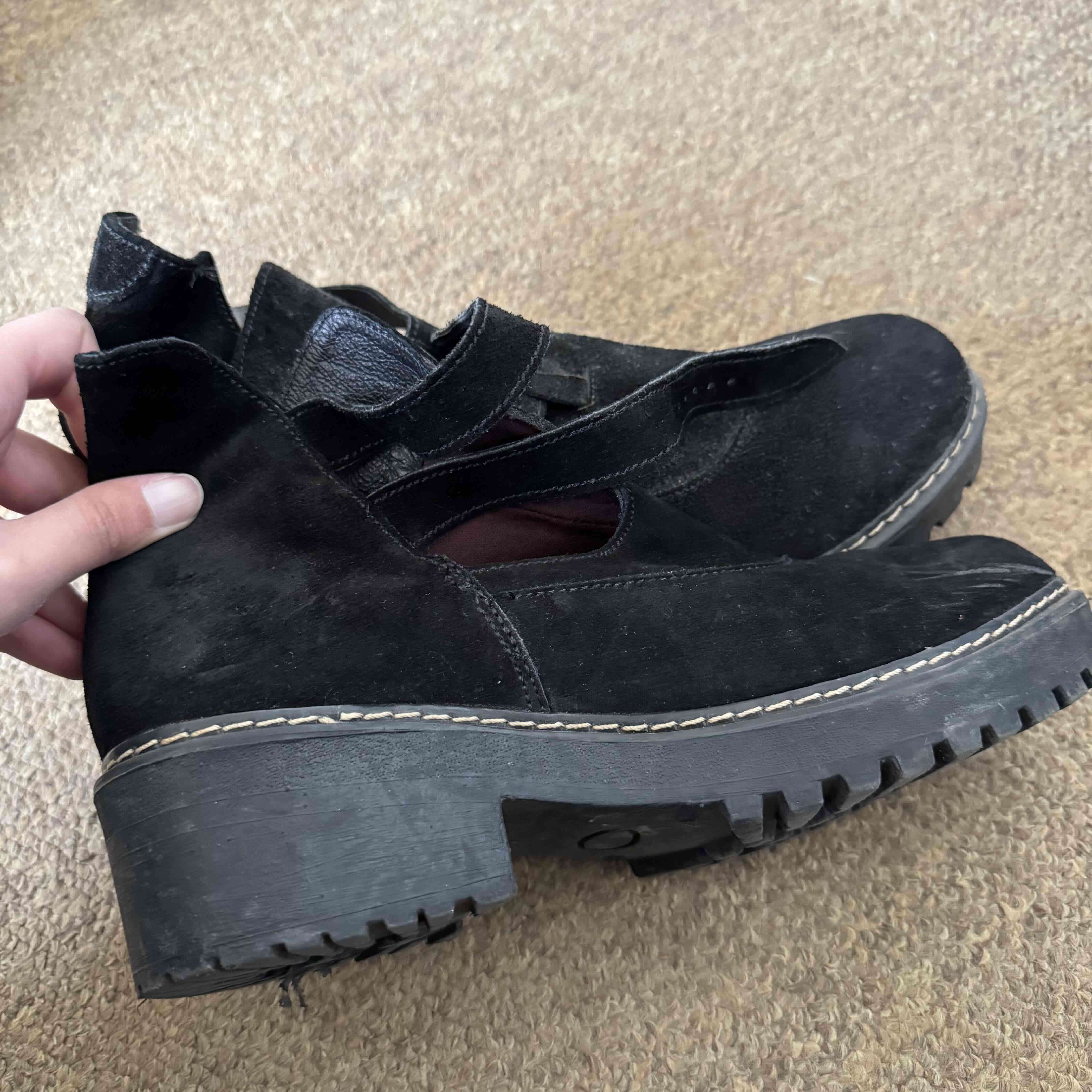 Botines negros de gamuza - miniatura 2