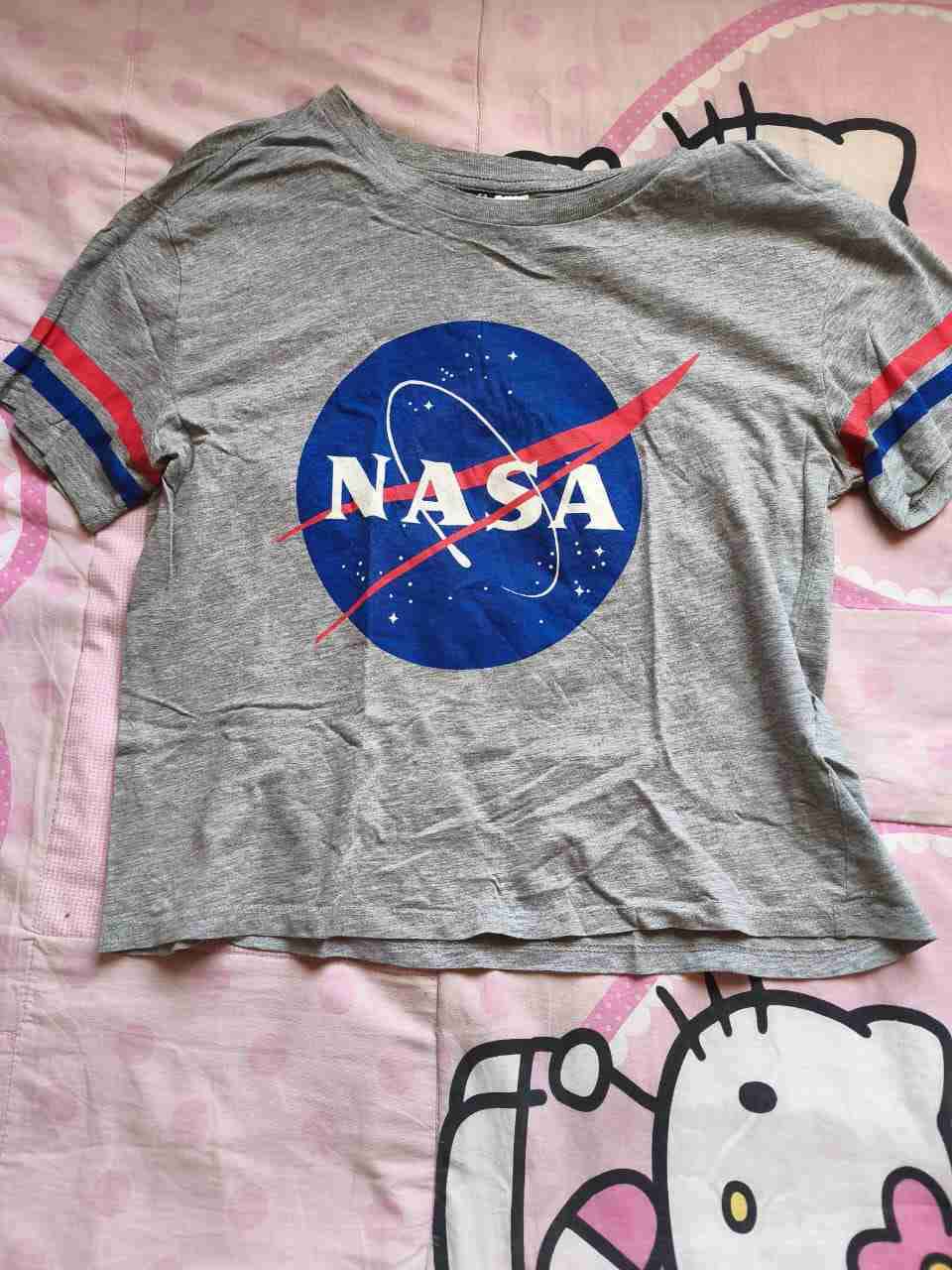 Polera gris NASA unisex H&M talla XS - miniatura 2