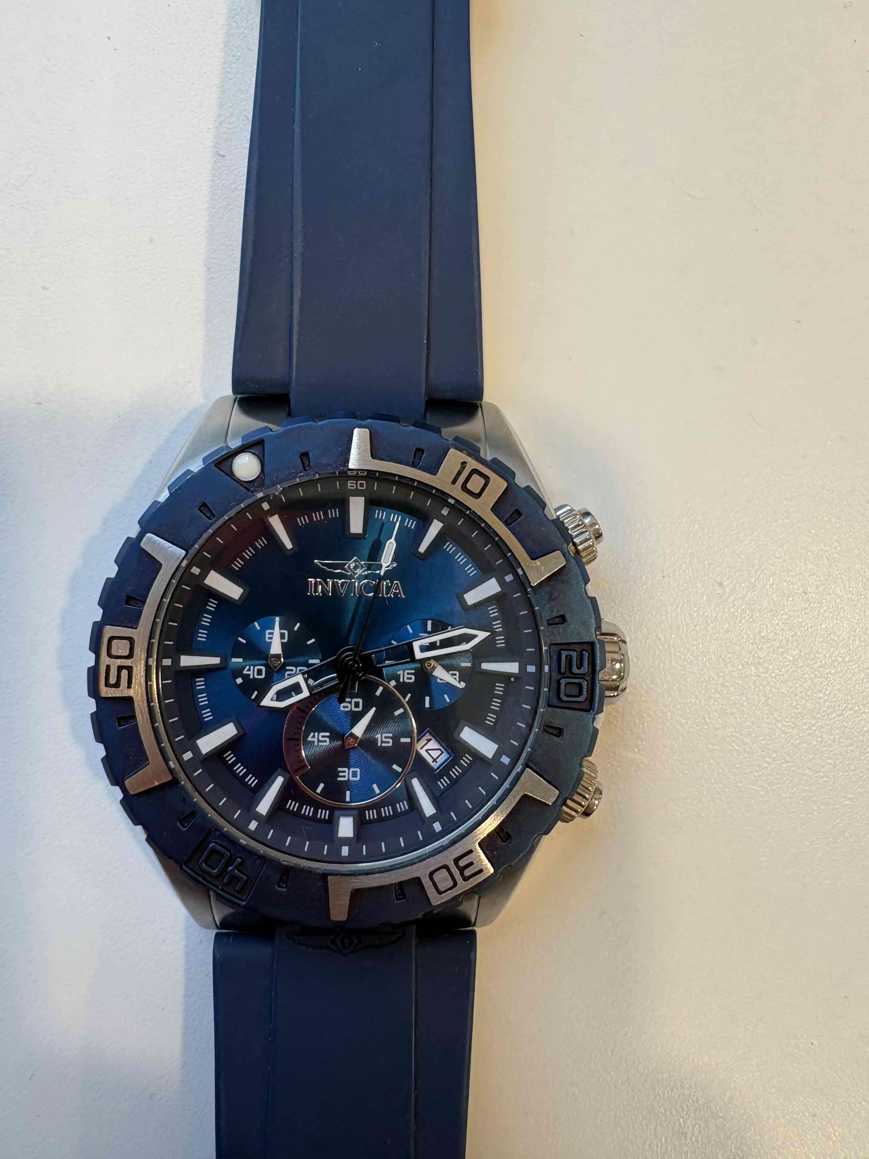 Reloj Invicta azul - miniatura 4