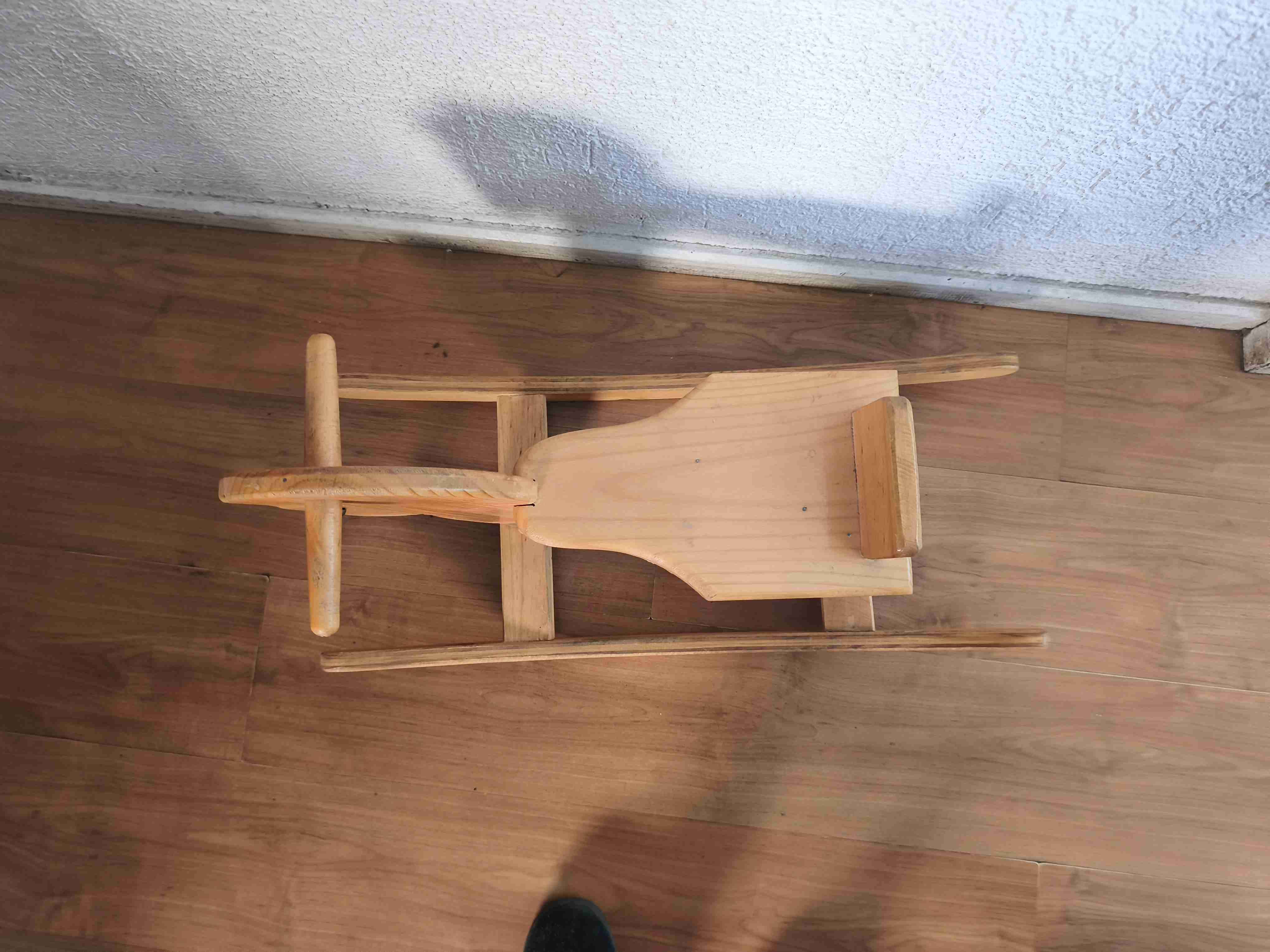 Caballito de madera para niños - miniatura 2