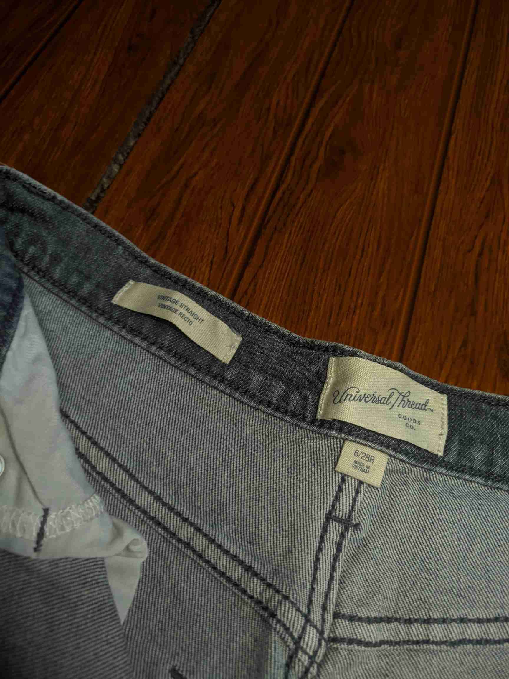 Jeans azul desgastado - miniatura 2