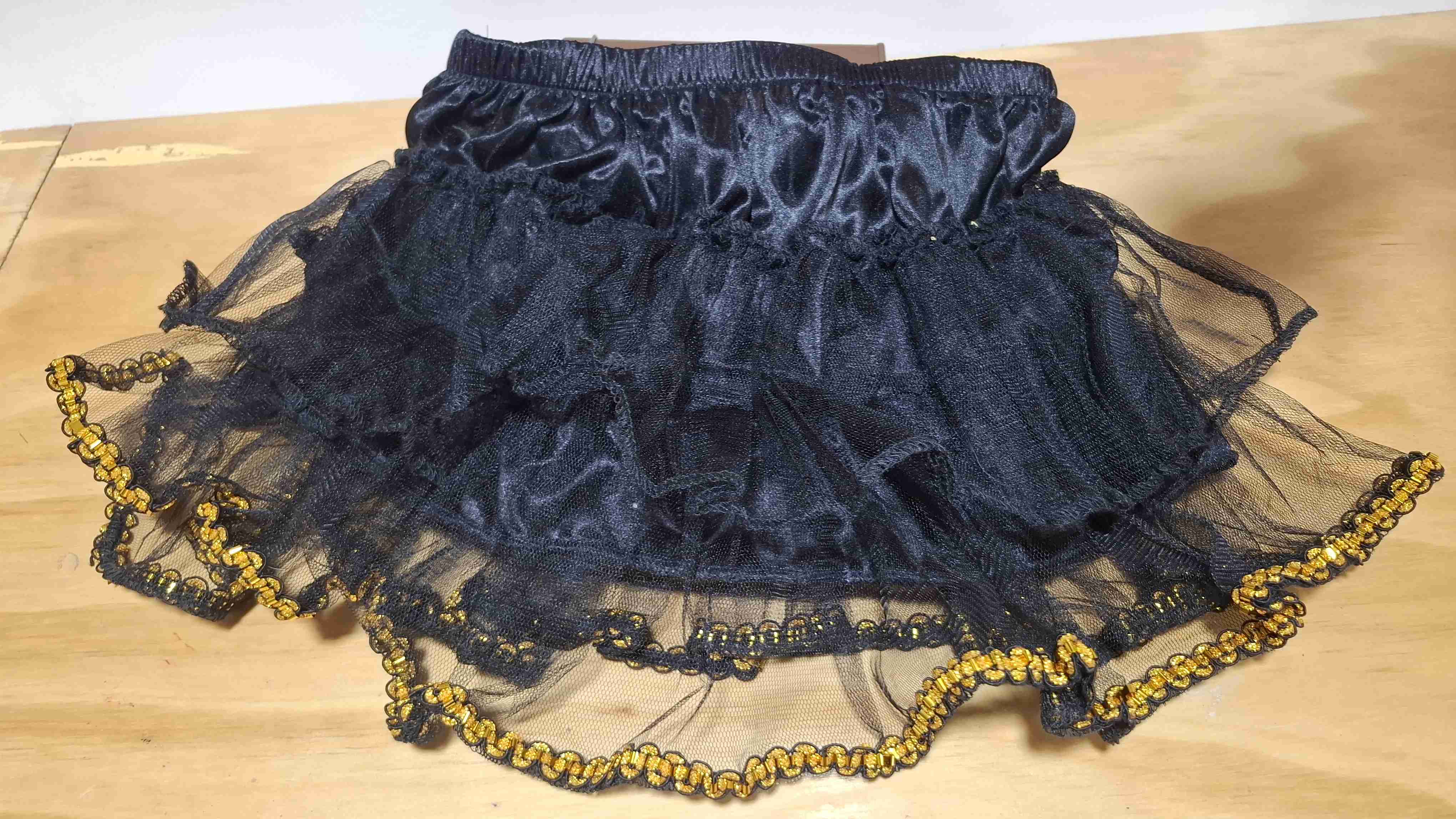 Vestido de danza dorado con lentejuelas - miniatura 4