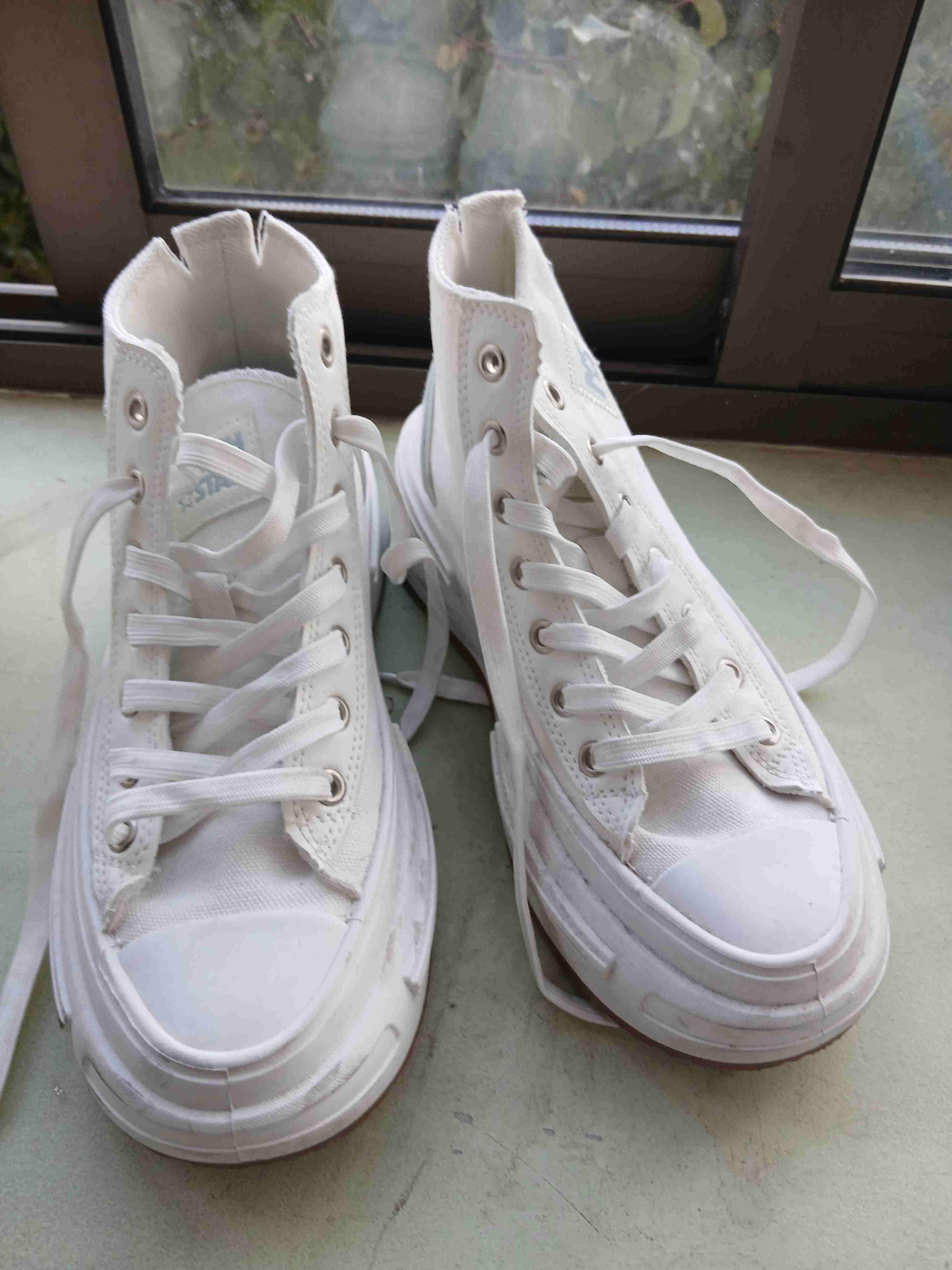 Zapatillas urbanas blancas - miniatura 3