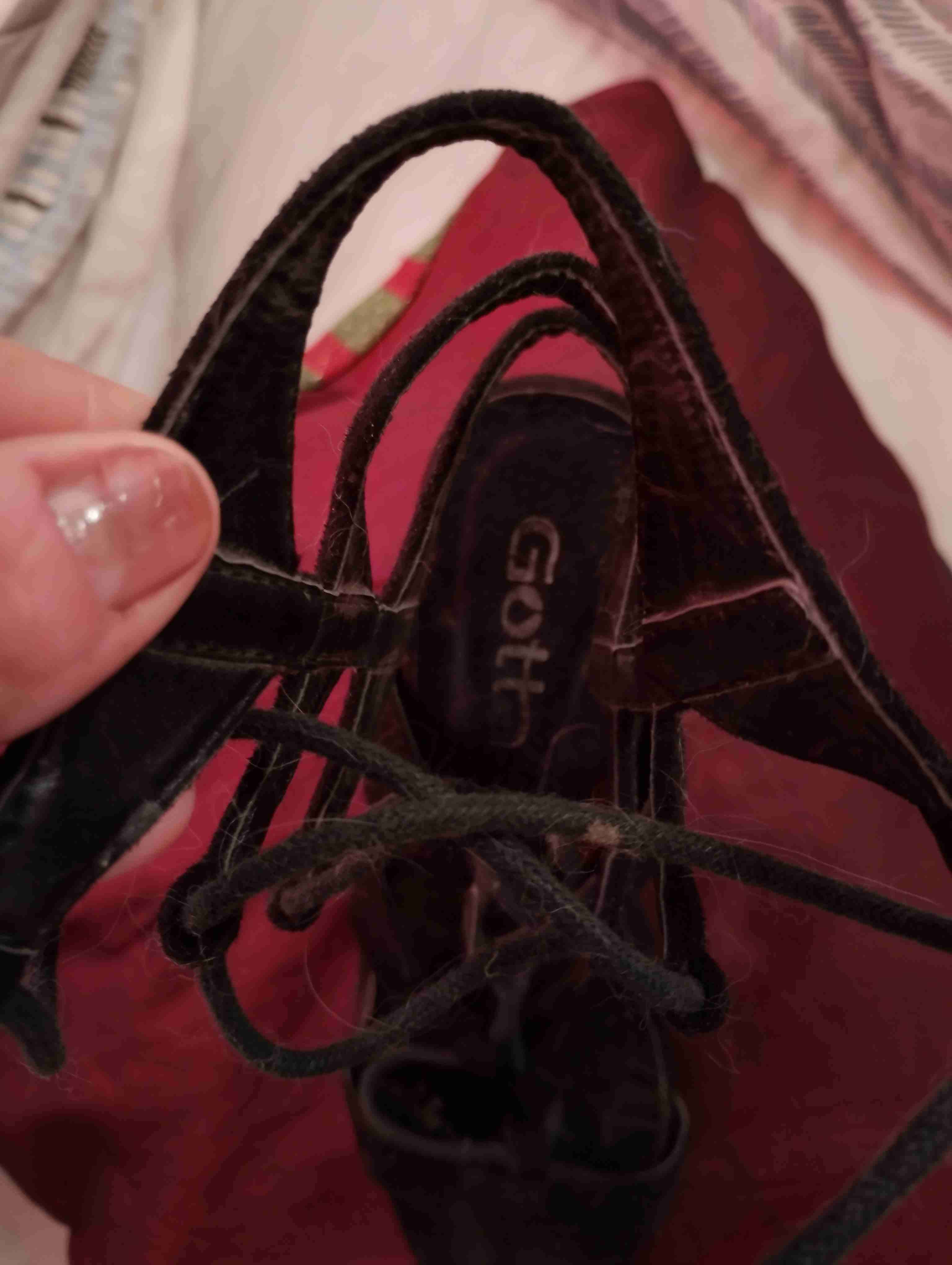 Sandalias negras de gamuza - miniatura 2