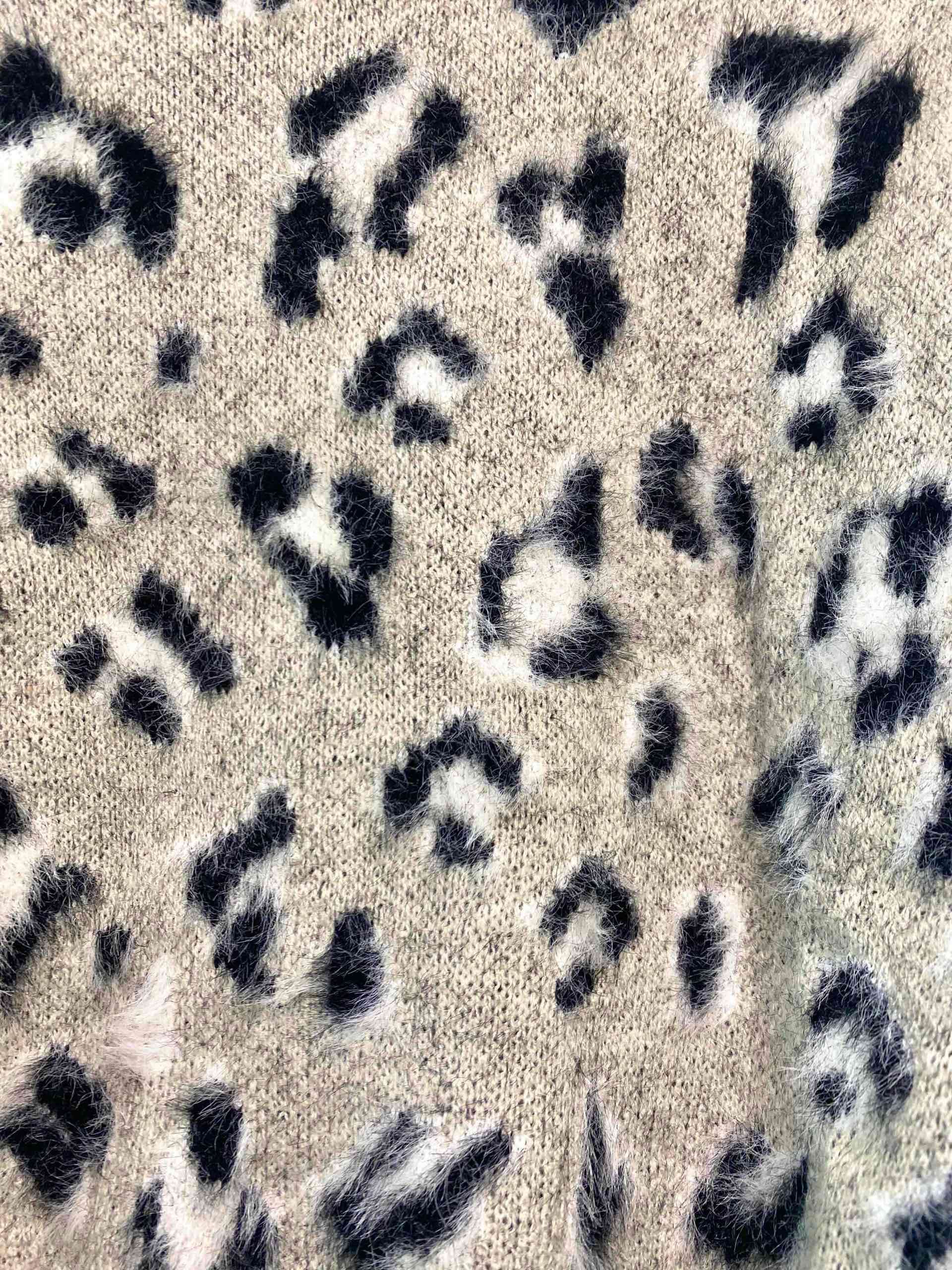 Suéter gris animal print - miniatura 4