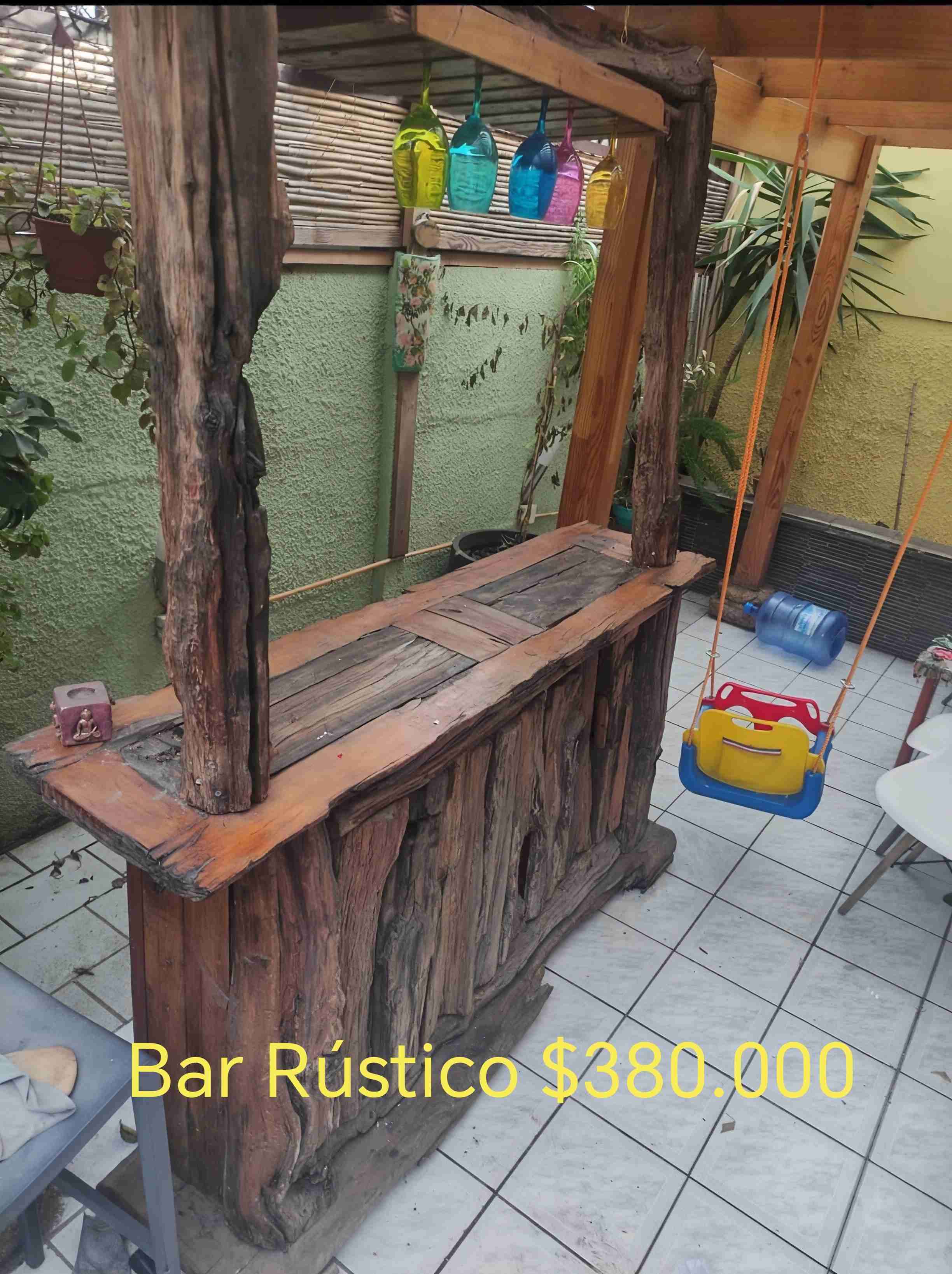 Bar rústico de madera - miniatura 1