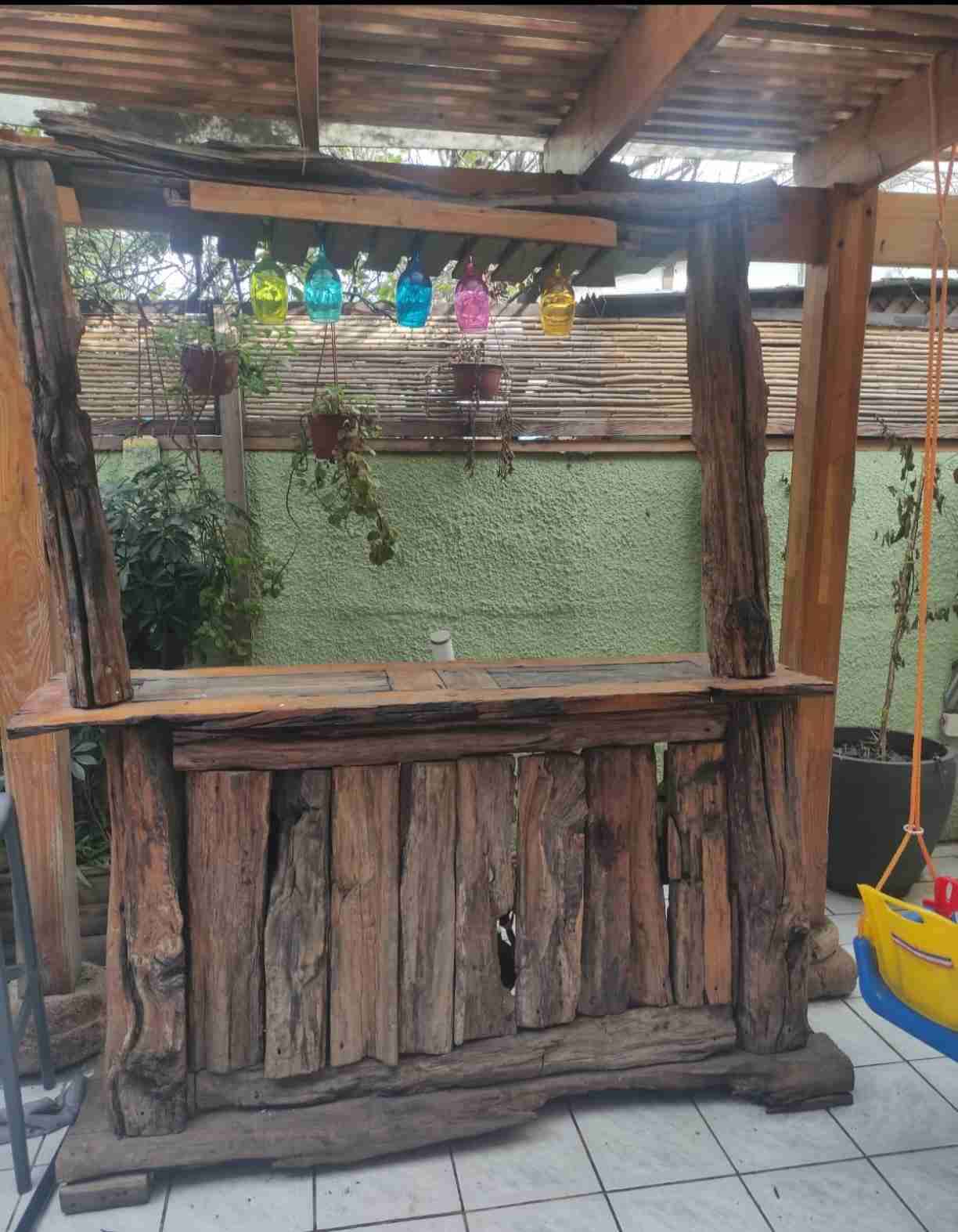 Bar rústico de madera - miniatura 2