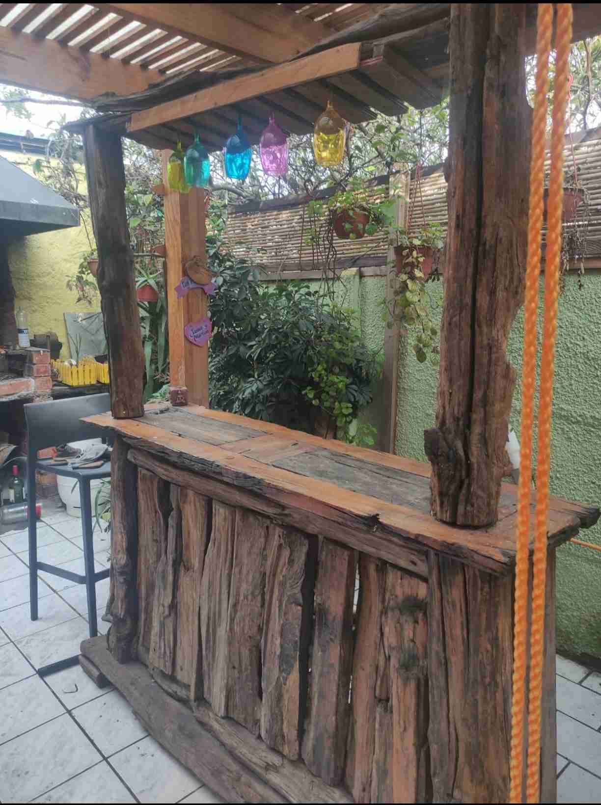 Bar rústico de madera - miniatura 3