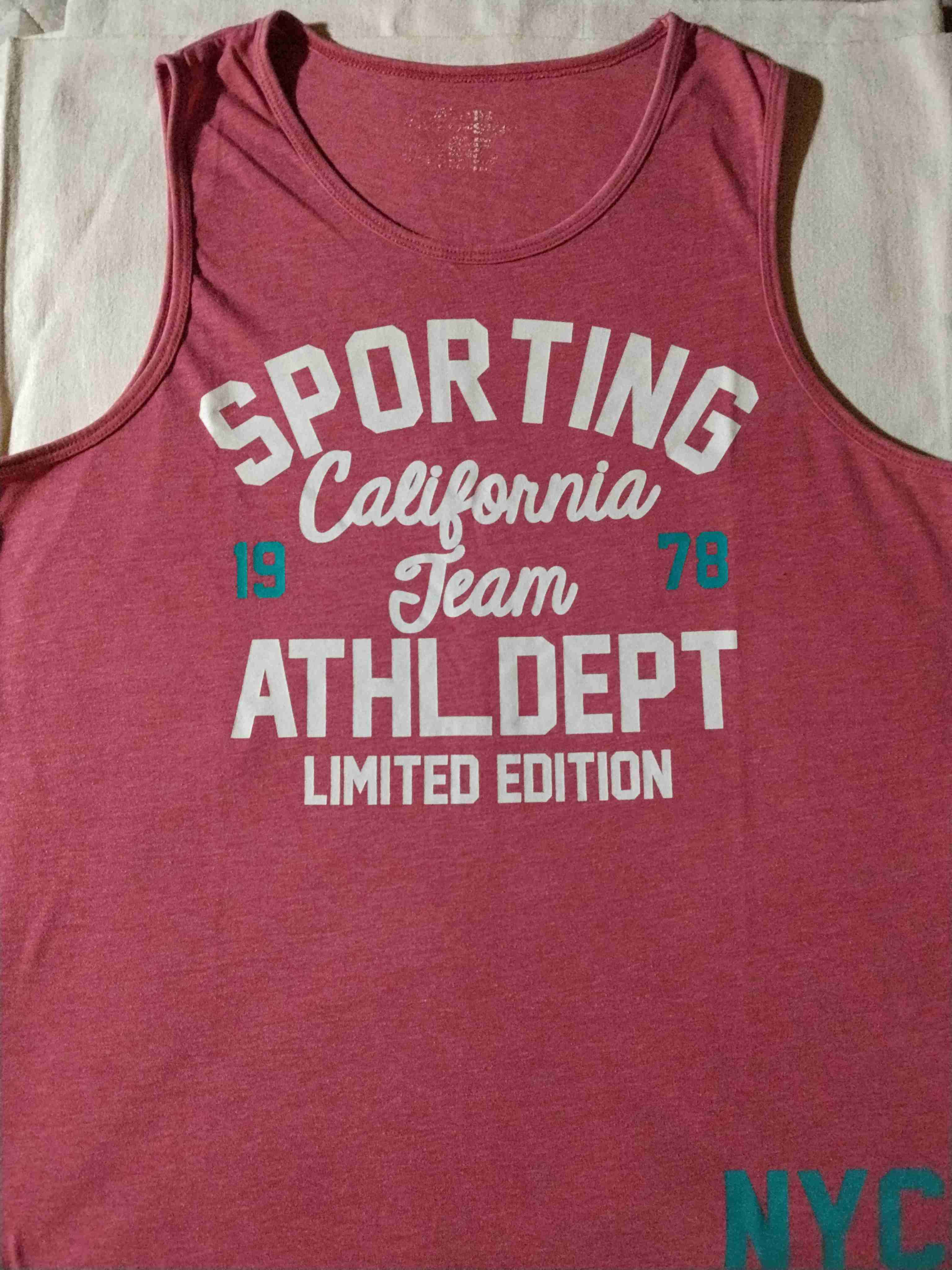 Polera rosada - miniatura 2