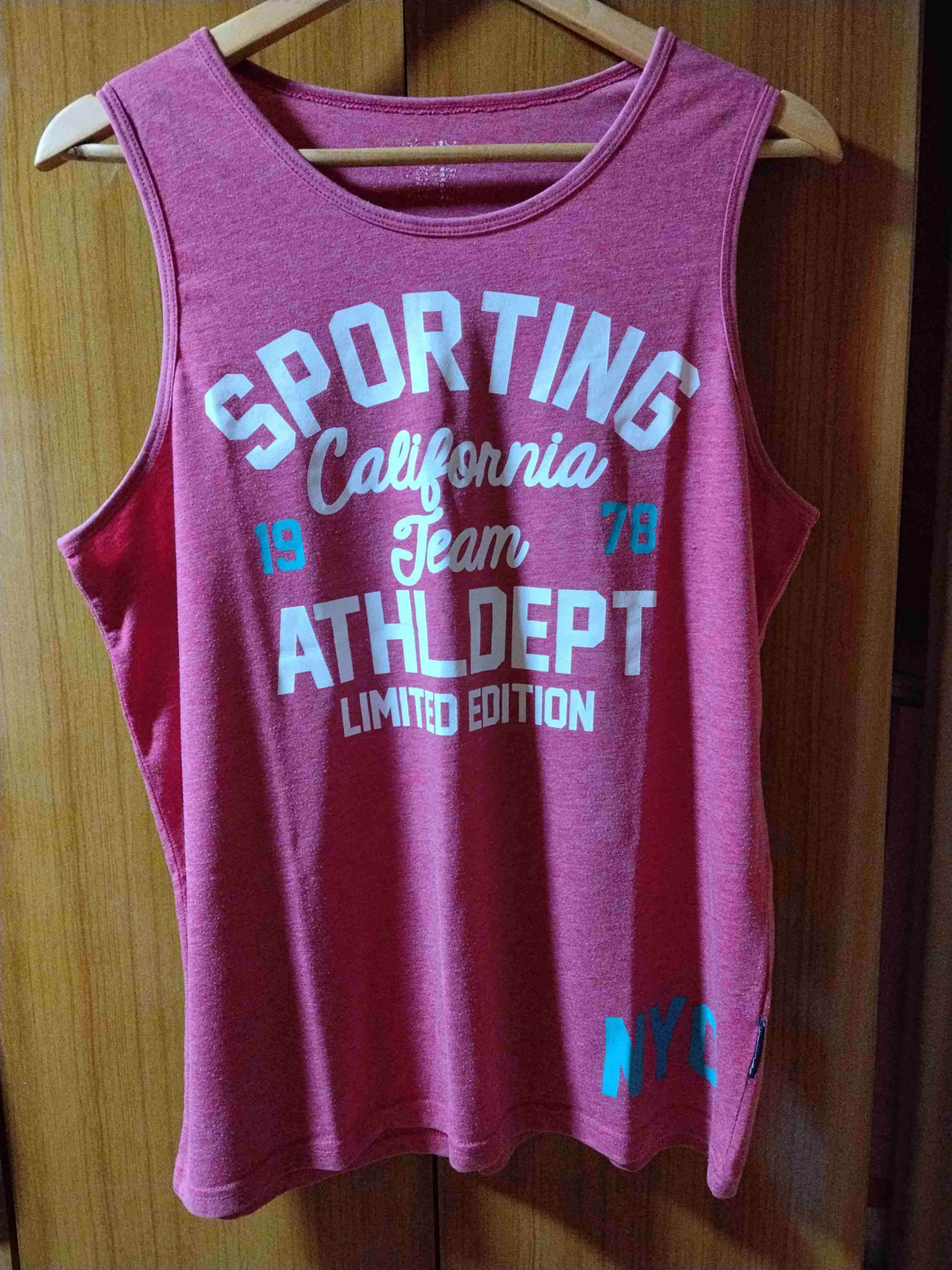 Polera rosada - miniatura 3