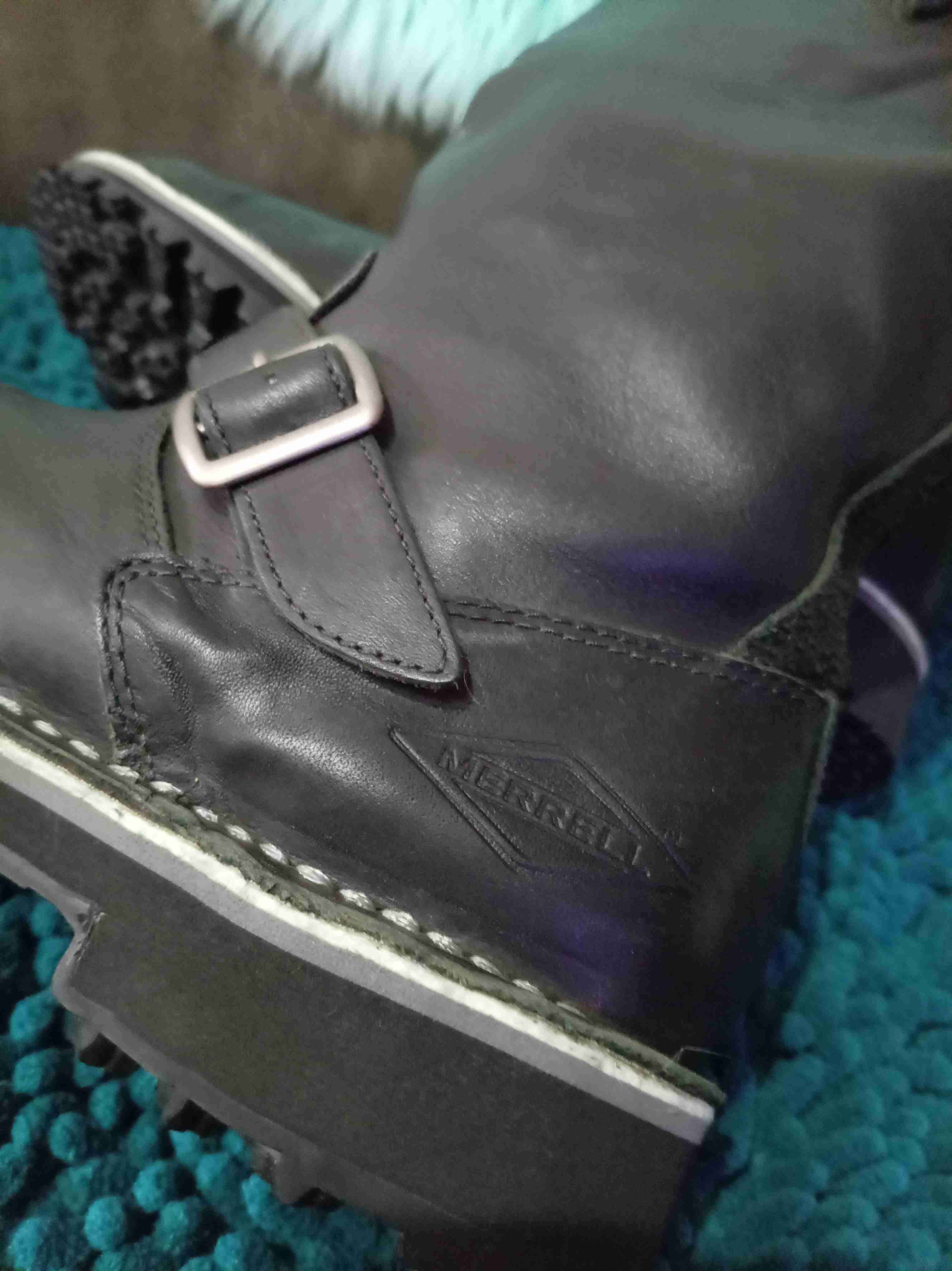 Botas negras de cuero - miniatura 2