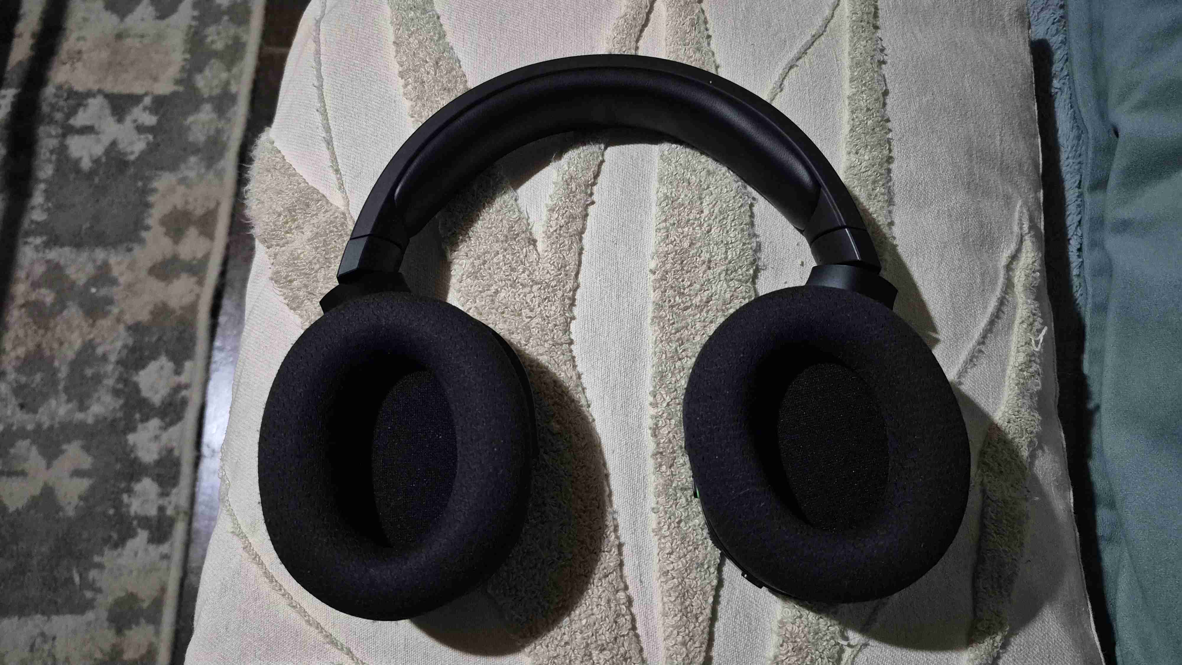 Audífonos inalámbricos Razer Barracuda X - miniatura 3