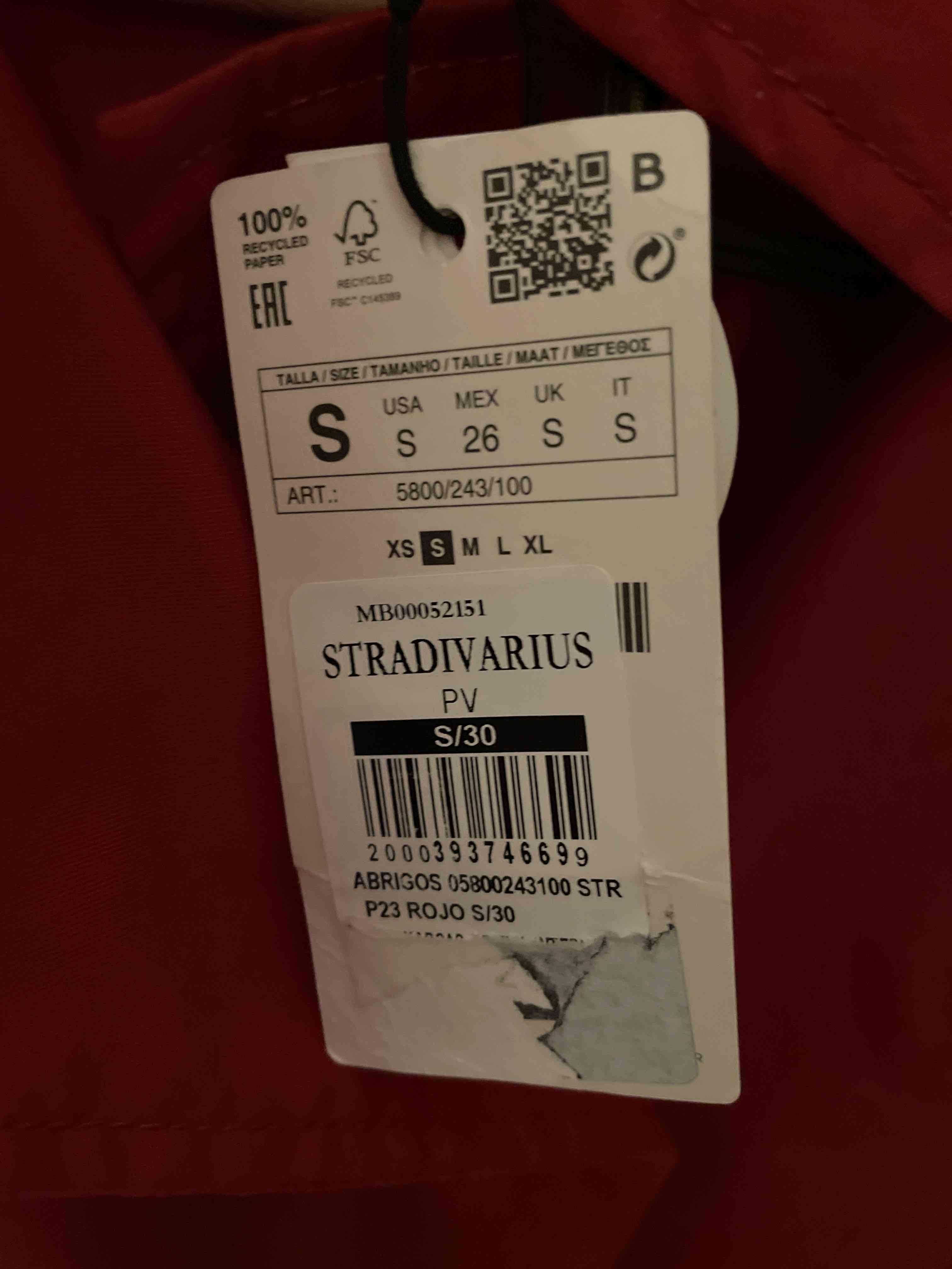 Abrigo rojo trench mujer - miniatura 3