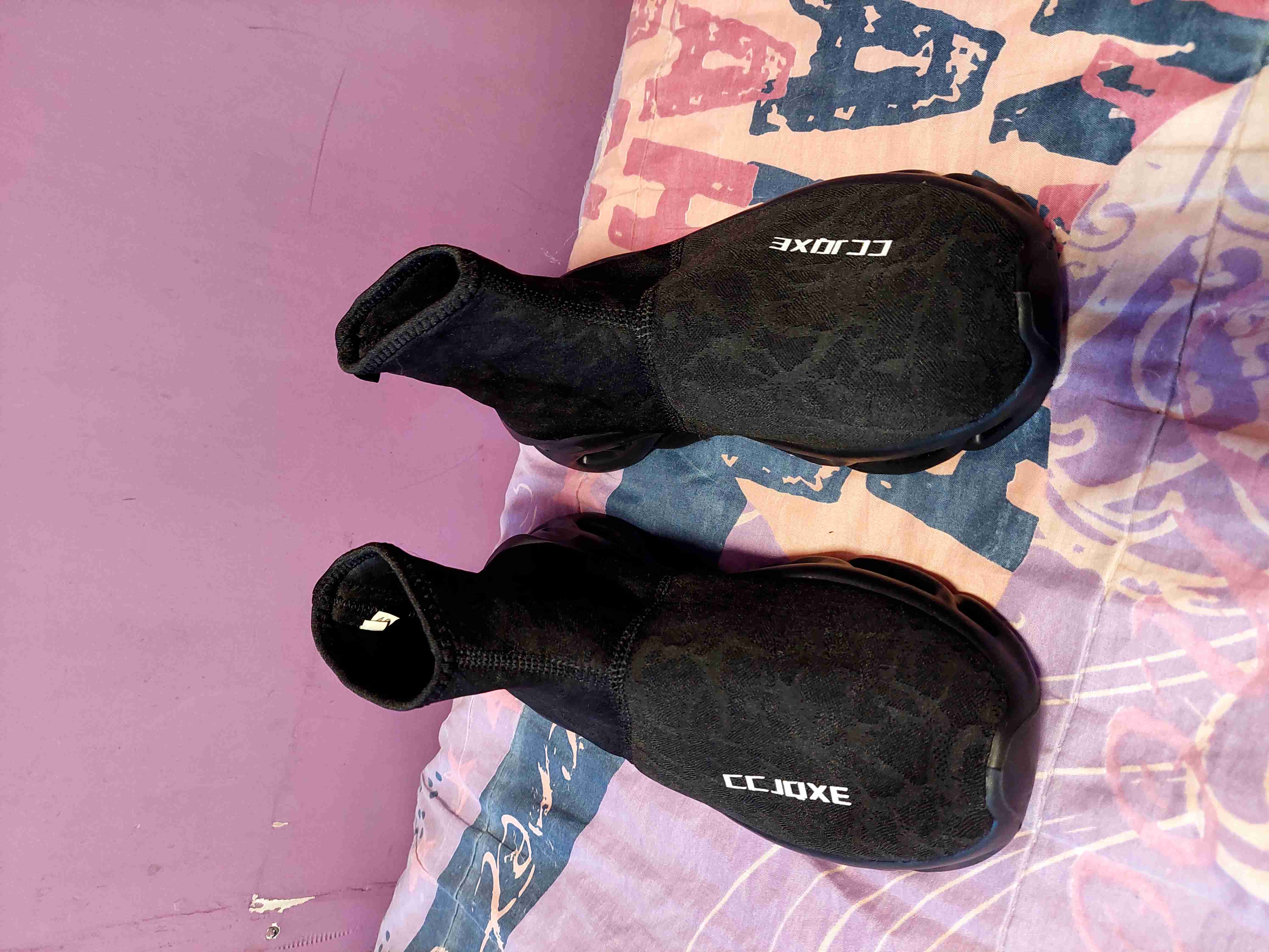 Zapatillas negras deportivas - miniatura 2