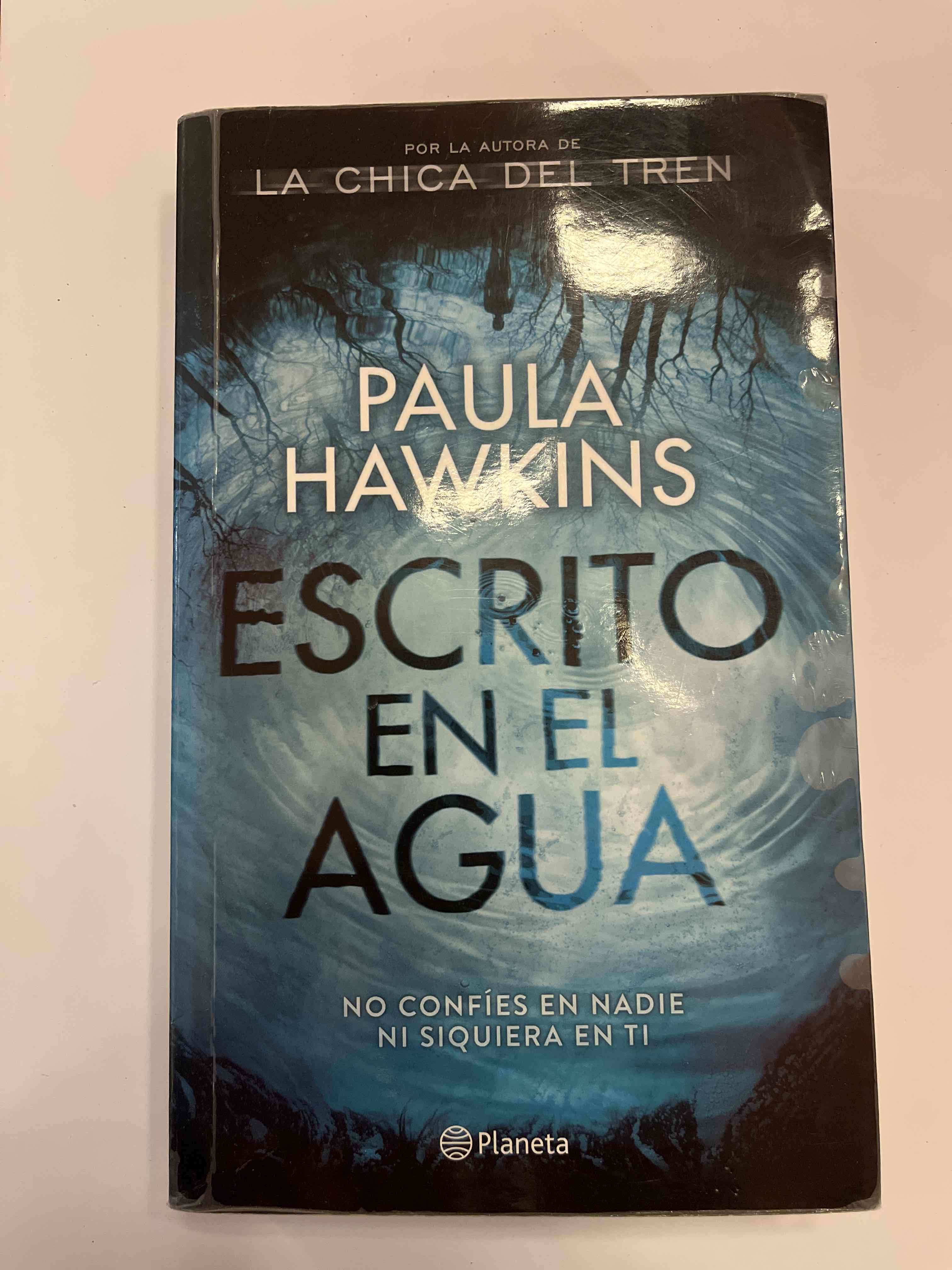 Libro 'Escrito en el Agua'