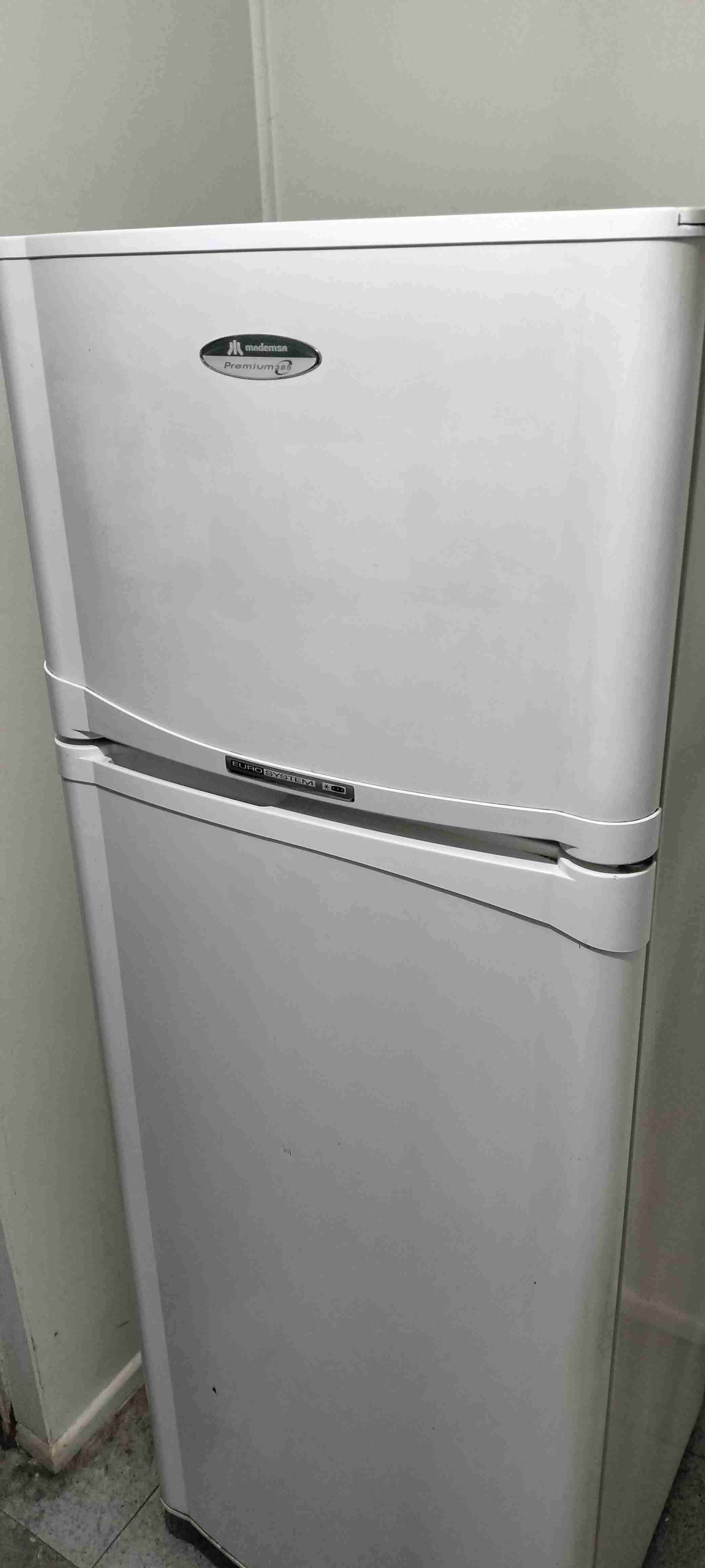 Refrigerador Mademsa blanco - miniatura 1