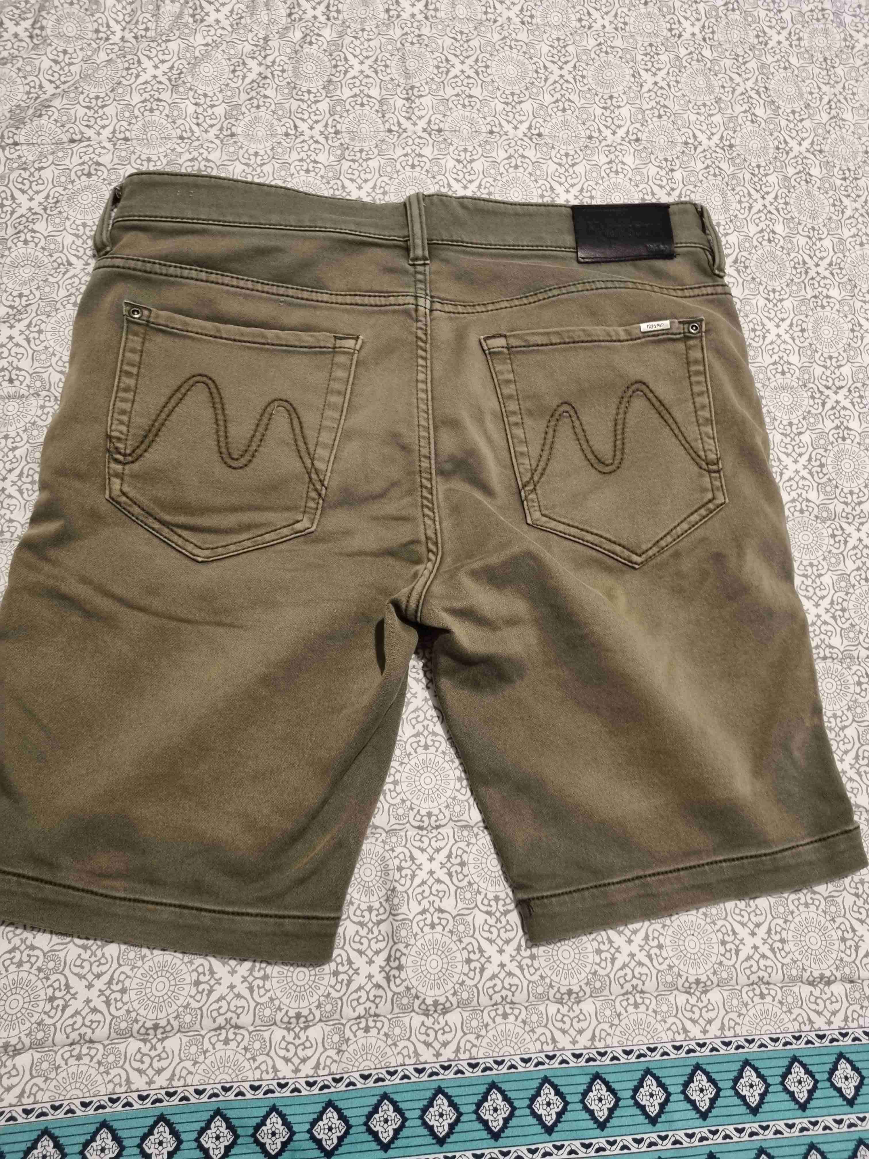 Bermudas verde militar hombre - miniatura 2
