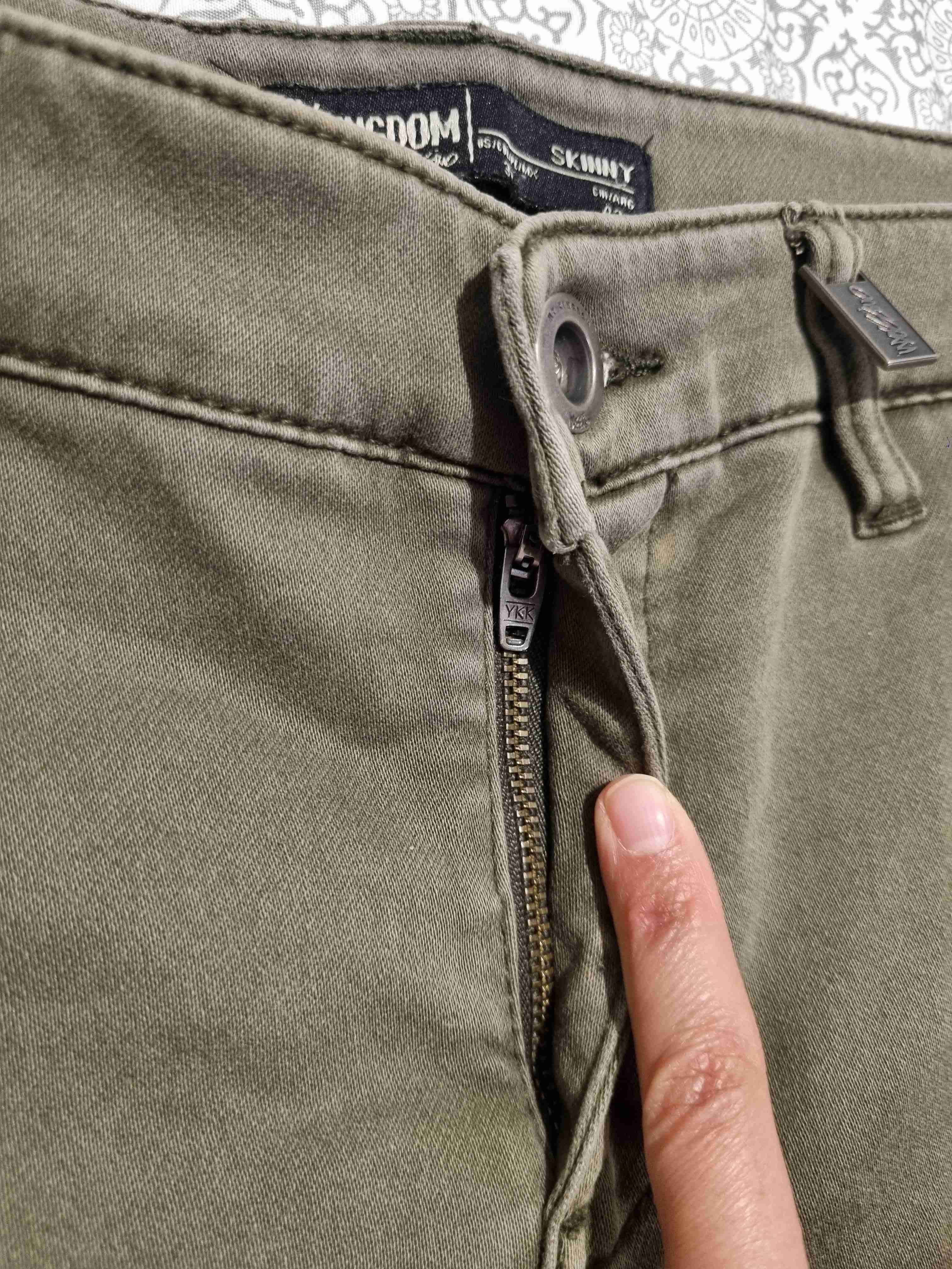 Bermudas verde militar hombre - miniatura 6