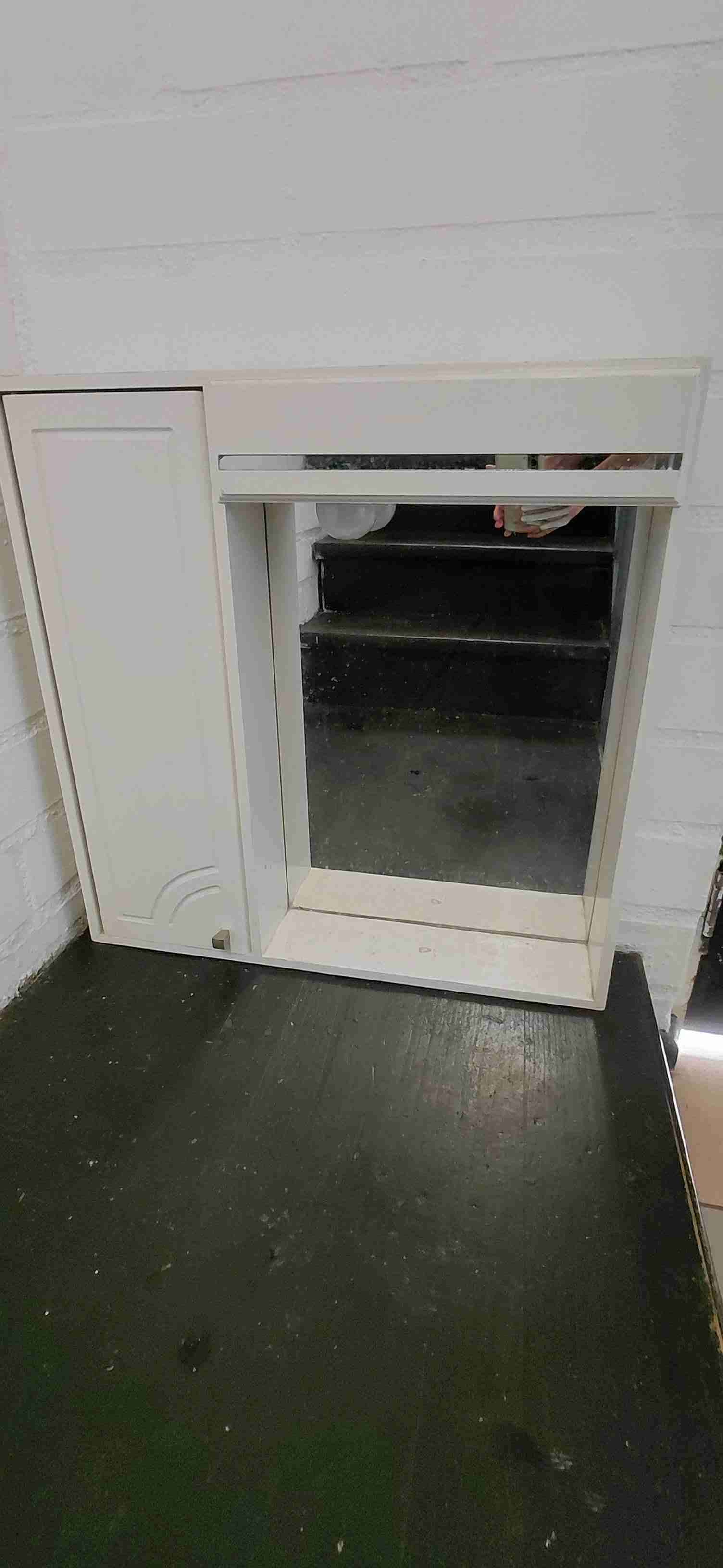 Espejo con armario blanco - miniatura 2