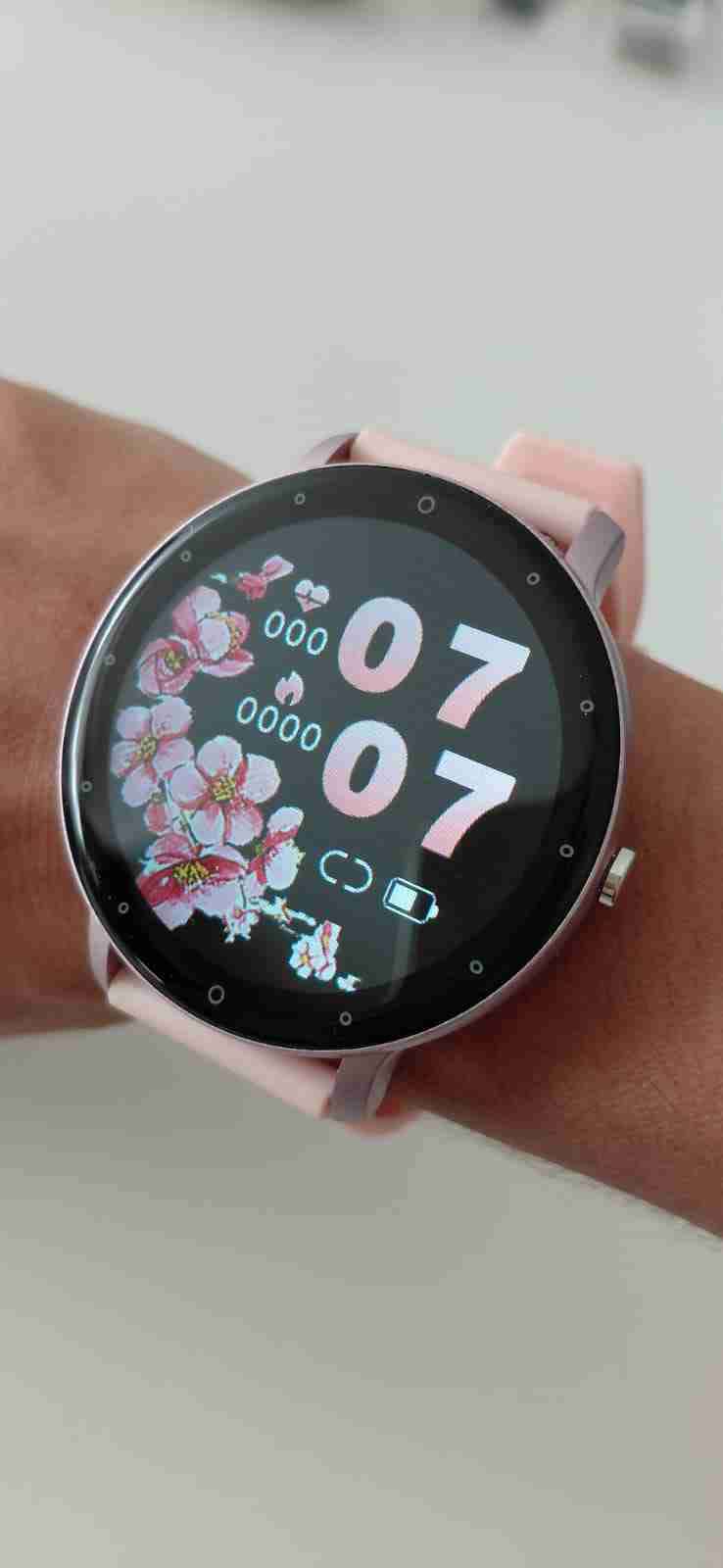 Smartwatch diseño floral rosa - miniatura 1