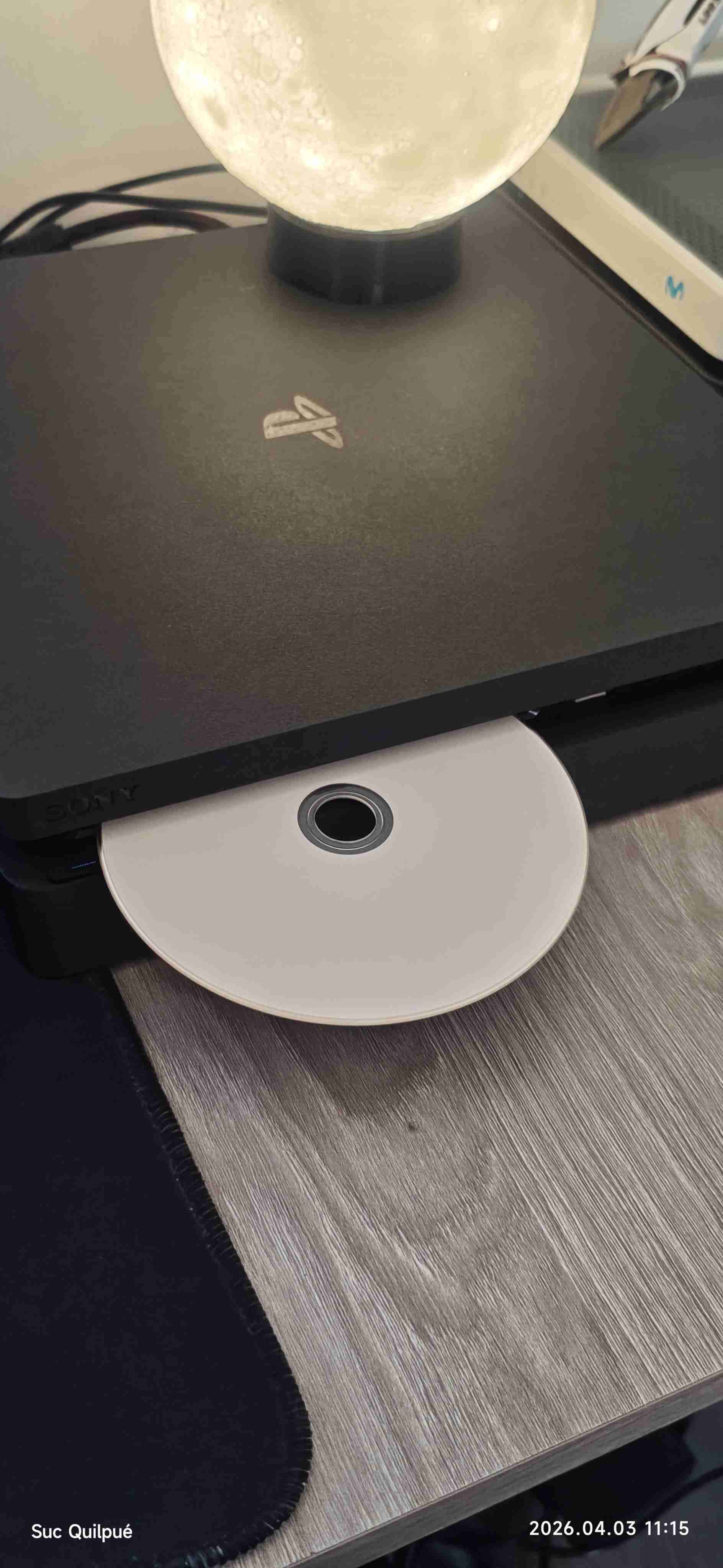 PlayStation 4 libre 1tb 2 mandos - miniatura 2