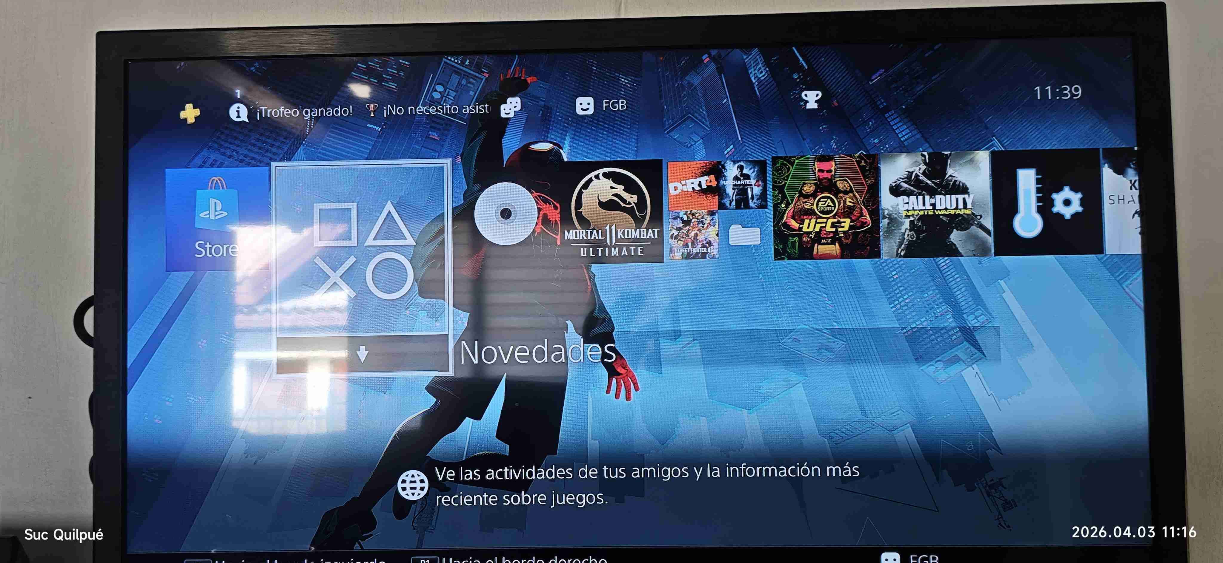 PlayStation 4 libre 1tb 2 mandos - miniatura 3