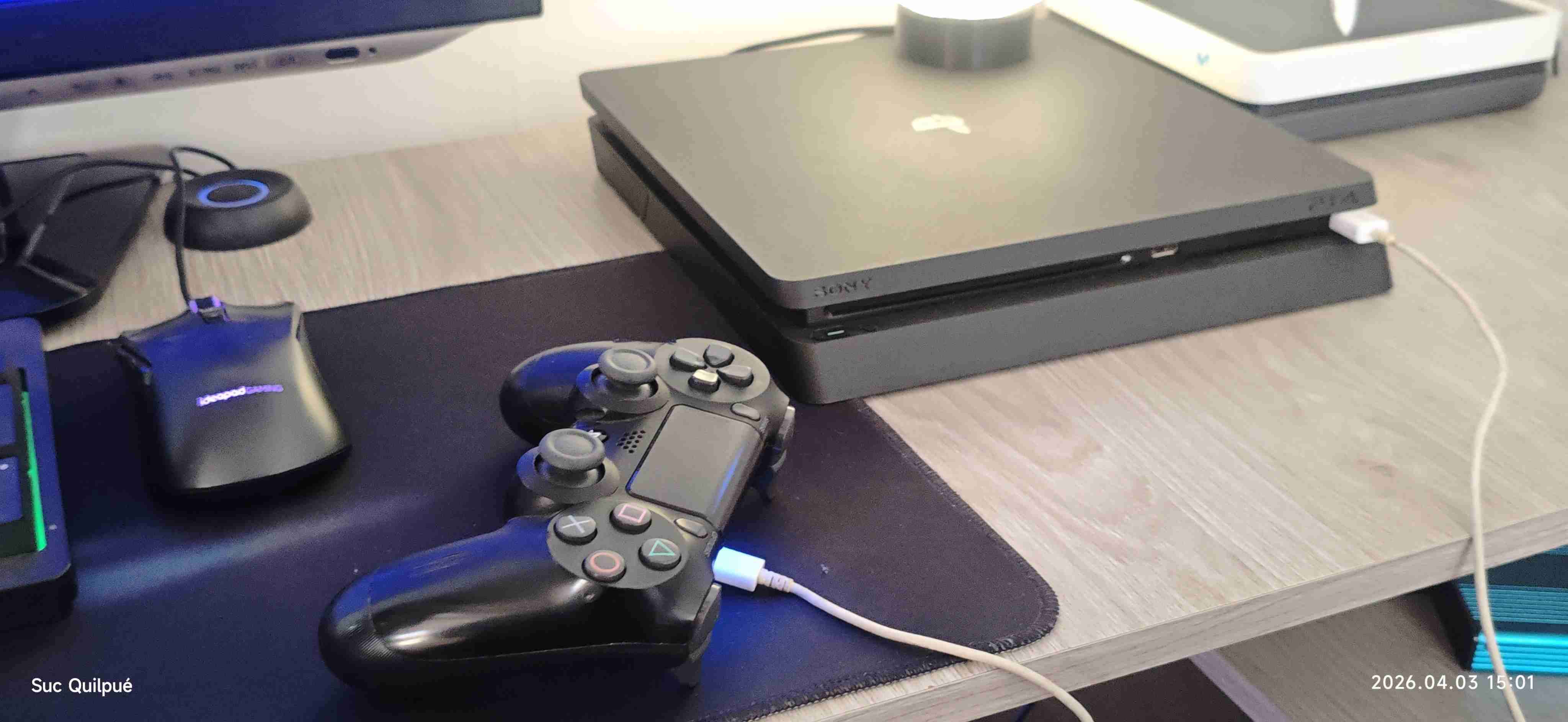 PlayStation 4 libre 1tb 2 mandos - miniatura 4