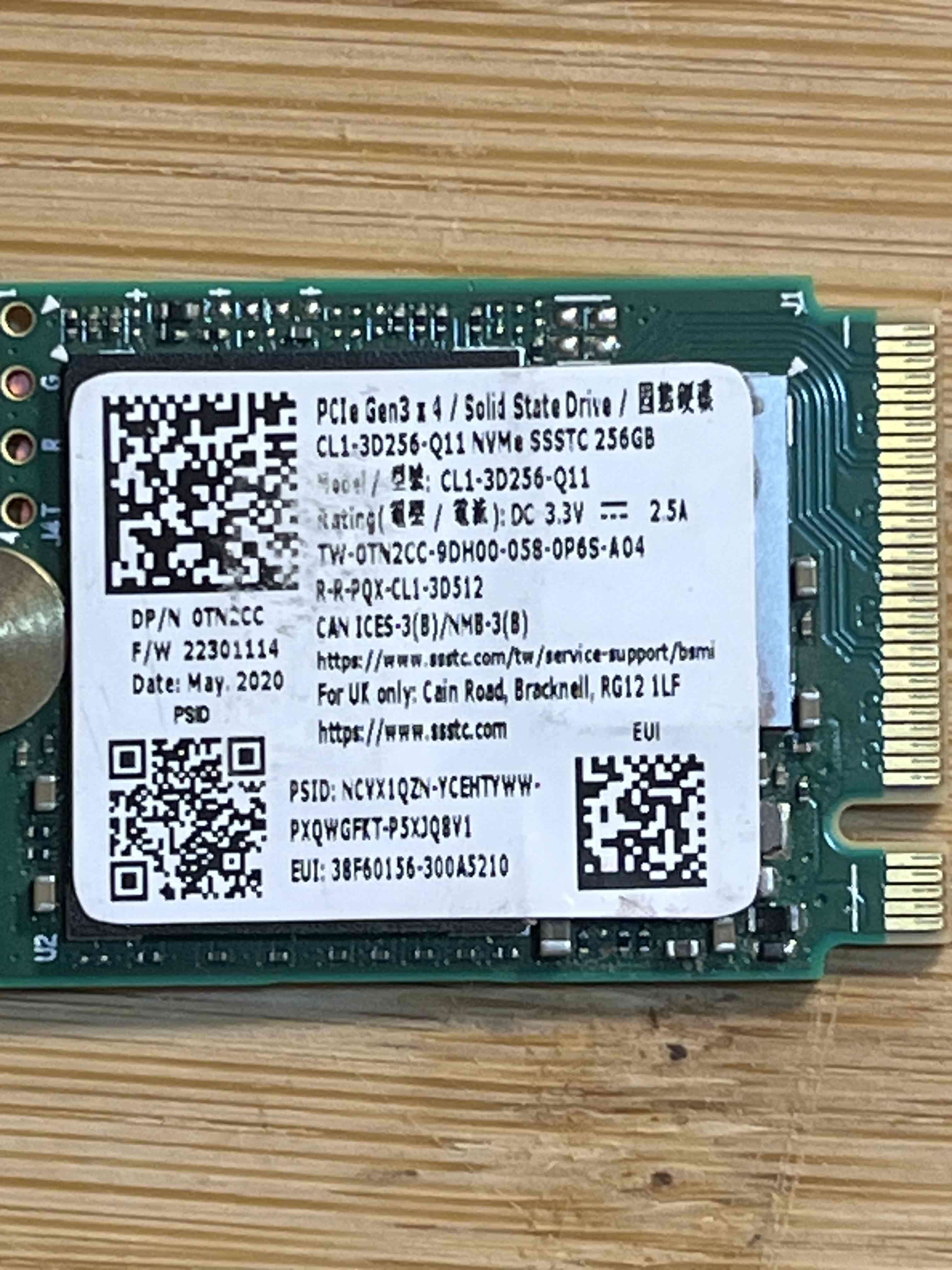 Disco SSD NVMe 256GB - miniatura 1