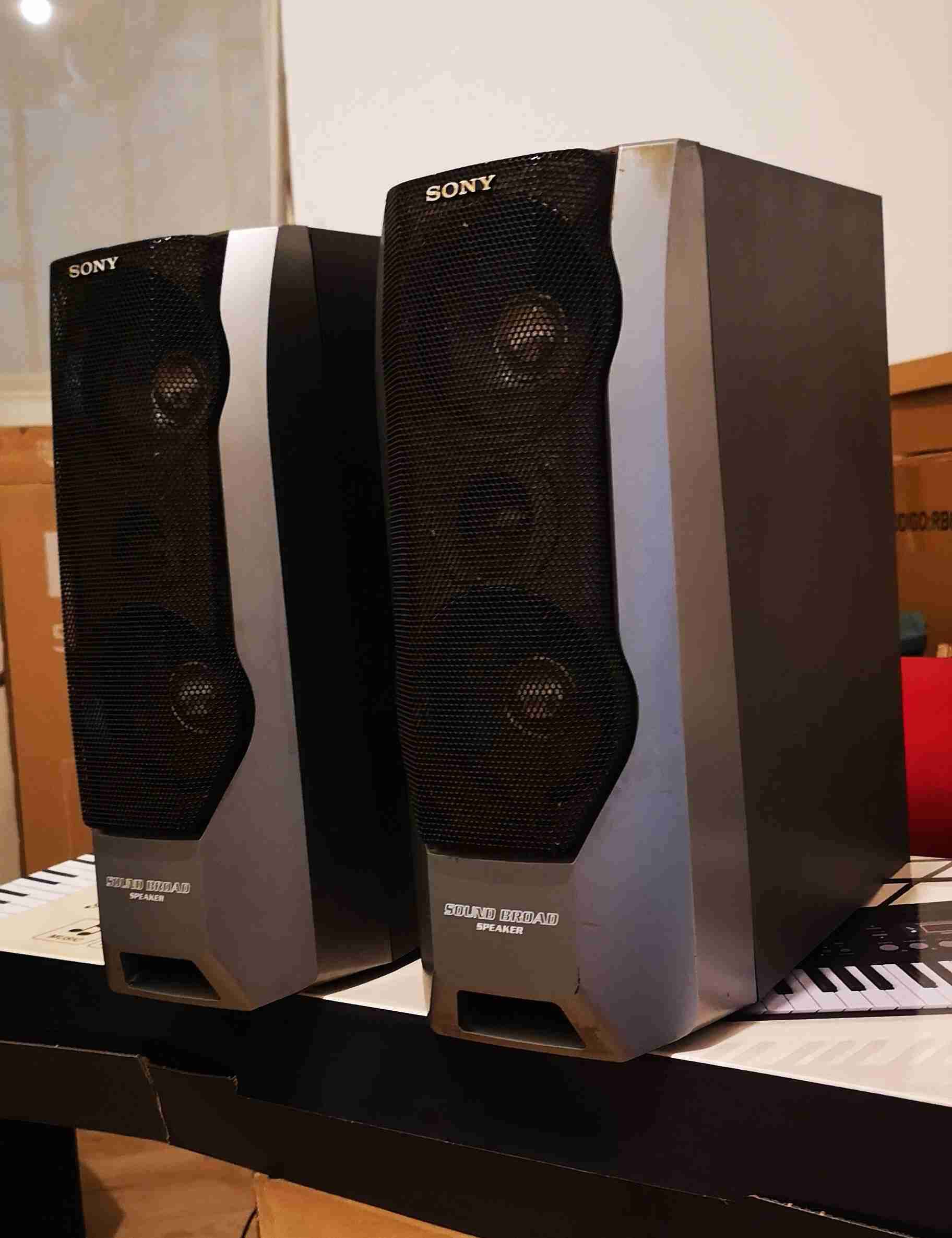 Parlantes Sony de sonido envolvente - miniatura 1