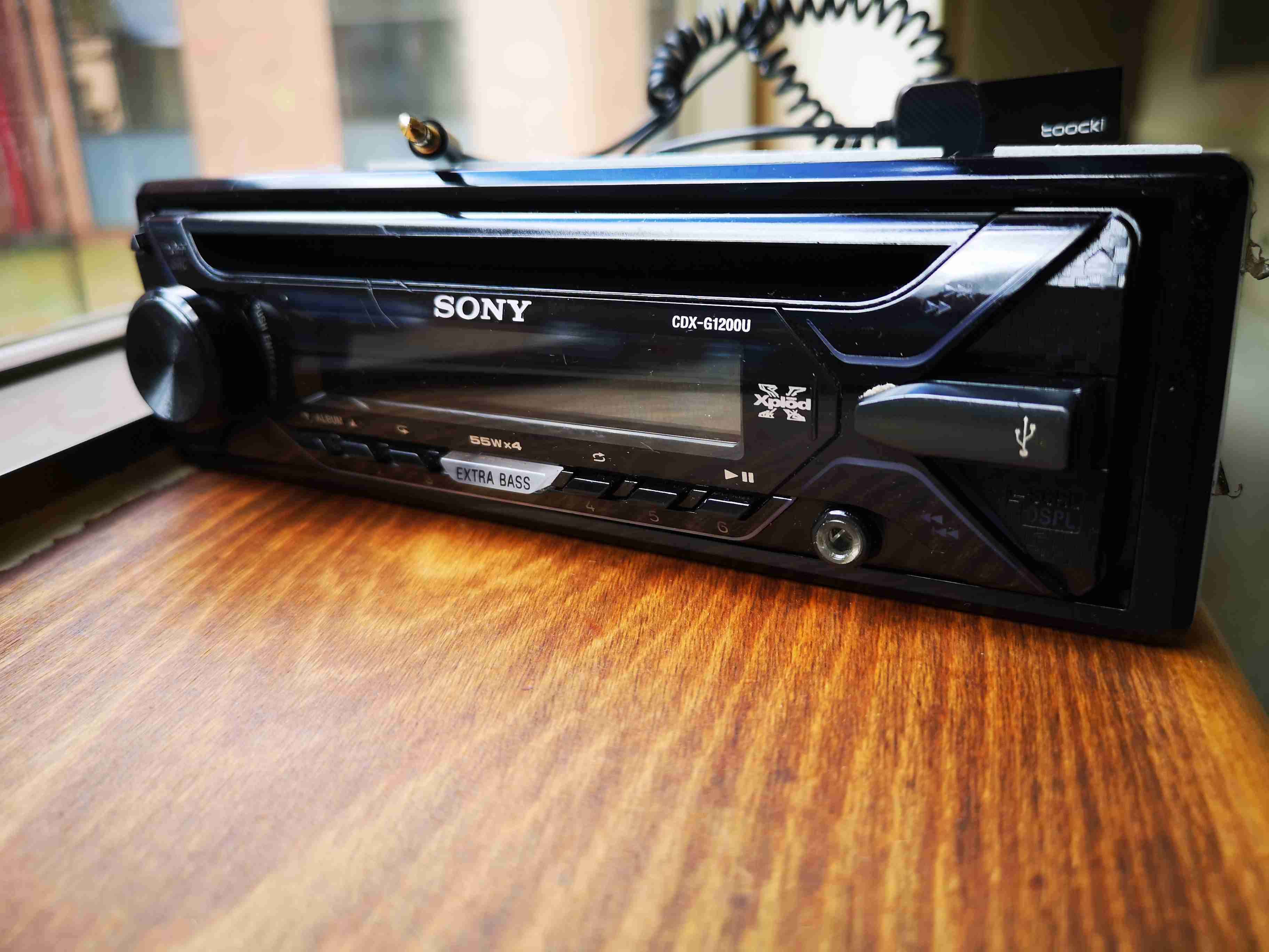 Radio auto Sony con Extra Bass CDX GT1200U - miniatura 3