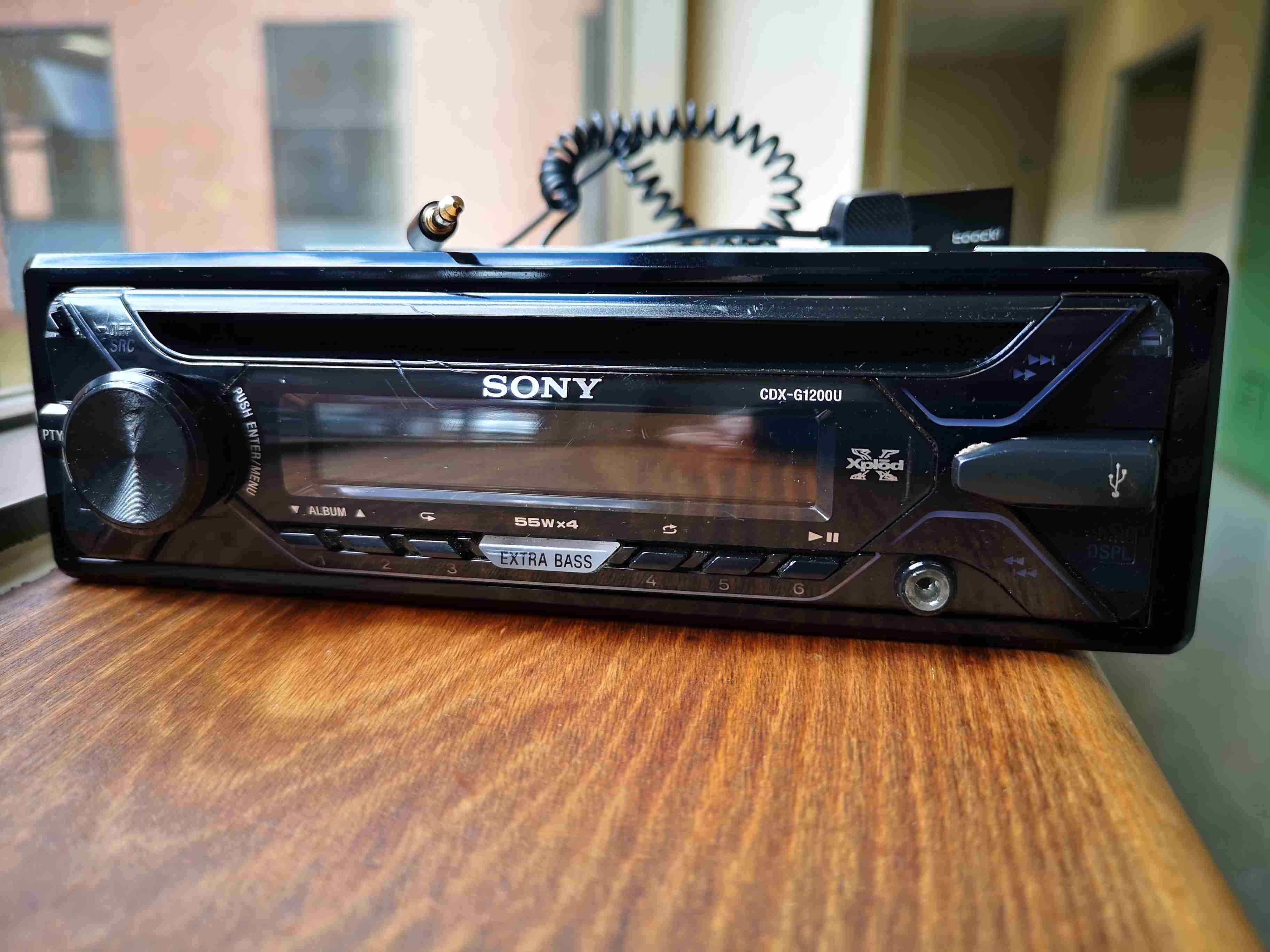 Radio auto Sony con Extra Bass CDX GT1200U - miniatura 4