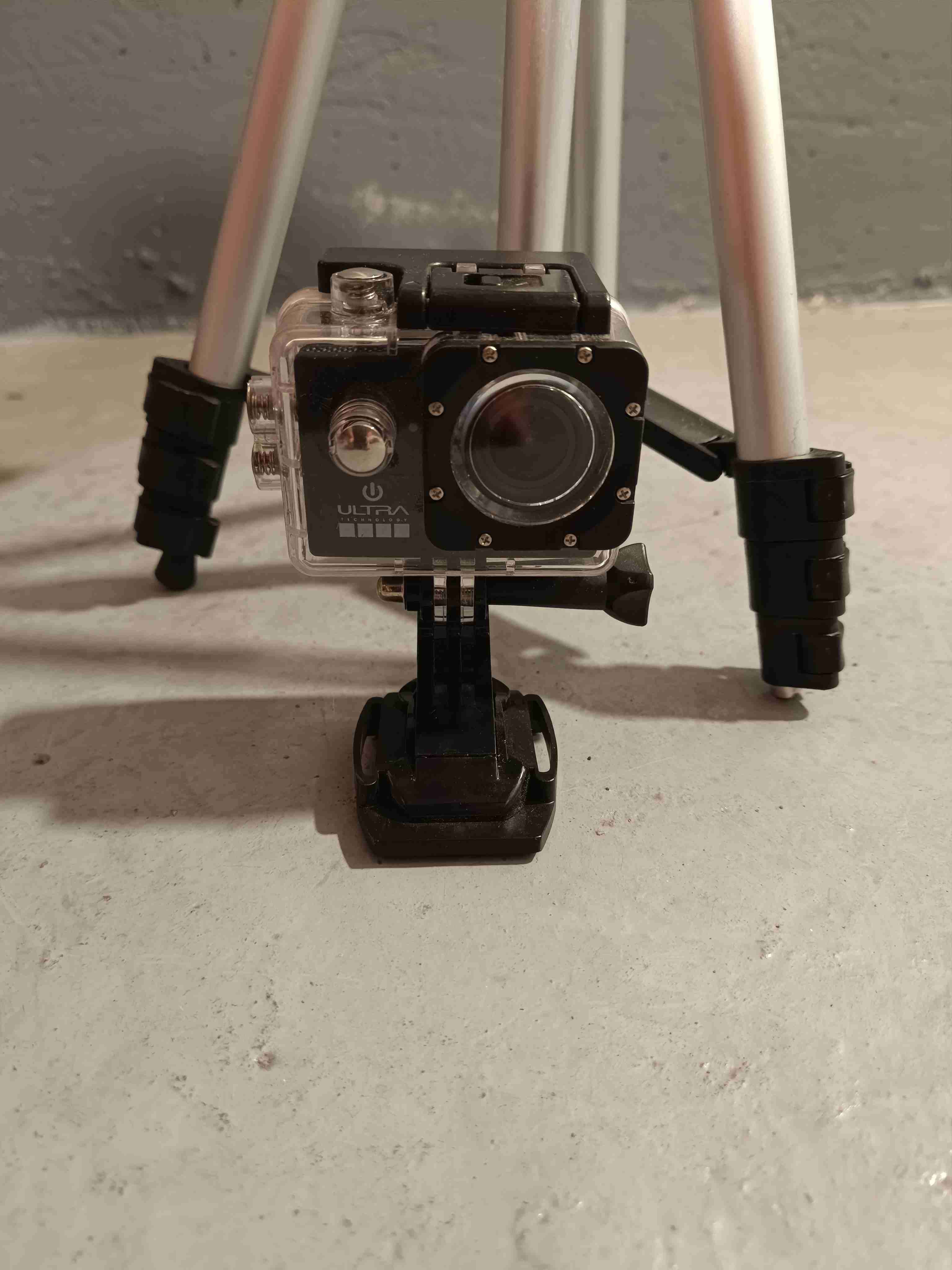 Cámara de acción 4K con trípode - miniatura 3