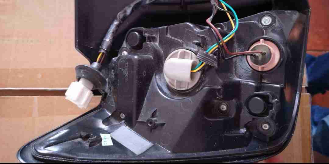 Luz trasera MITSUBISHI ASX 2022- 2024 - miniatura 4