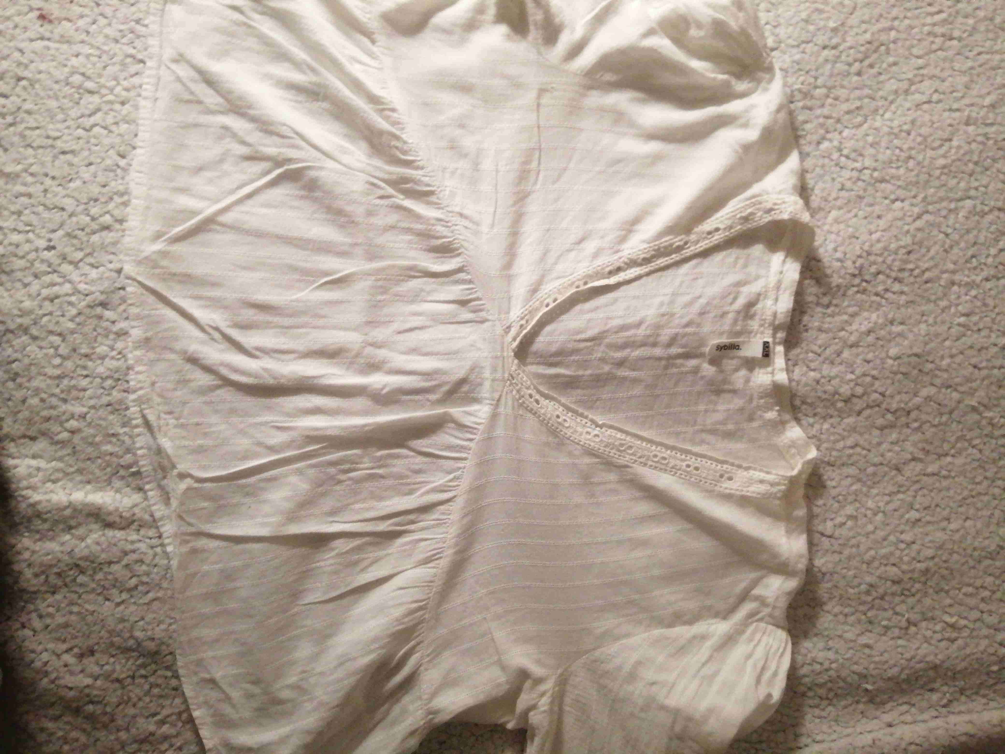 Blusa blanca con encaje Sybil la XXL - miniatura 2