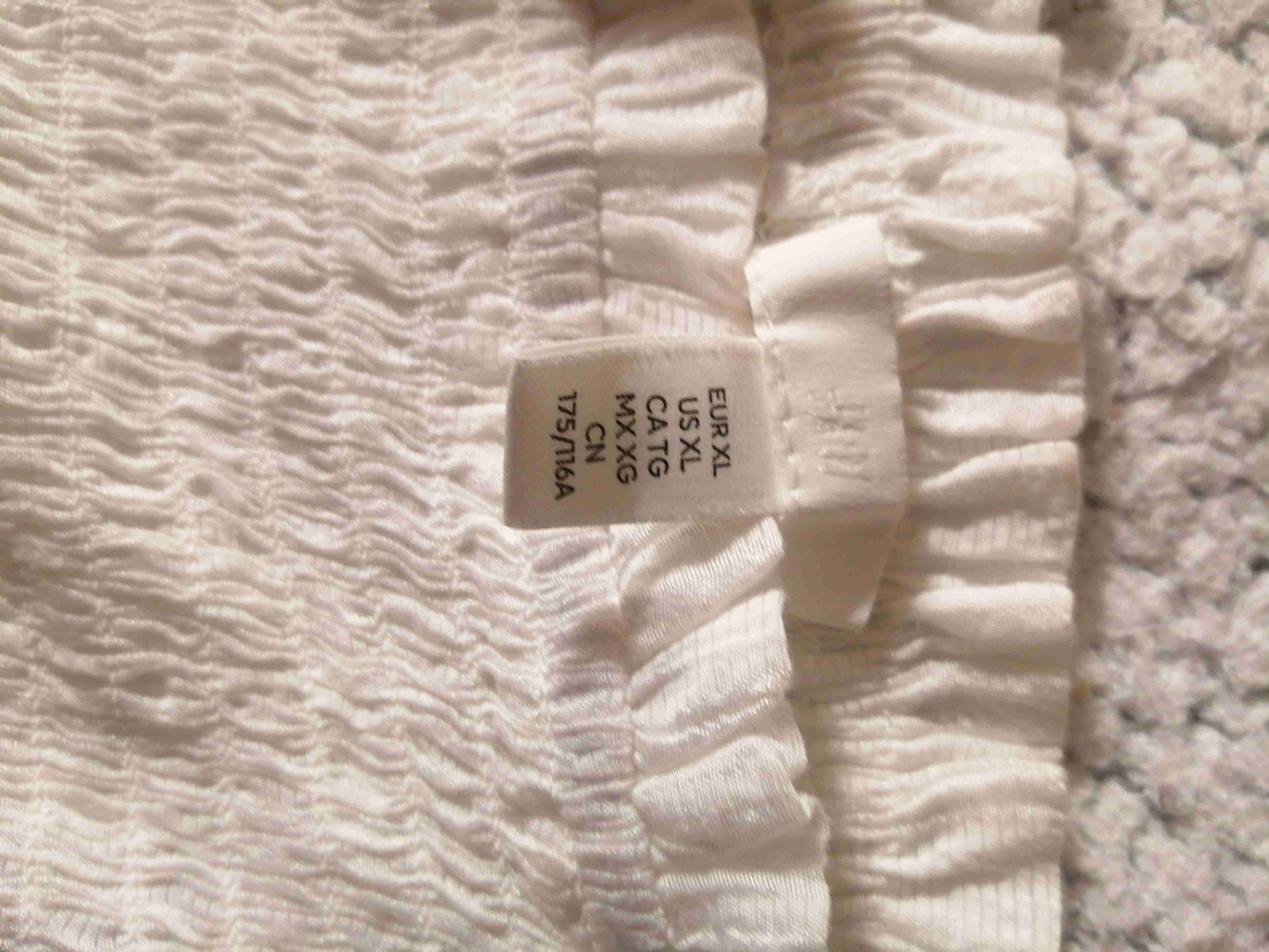 Blusa blanca de manga corta H&M XL - miniatura 2