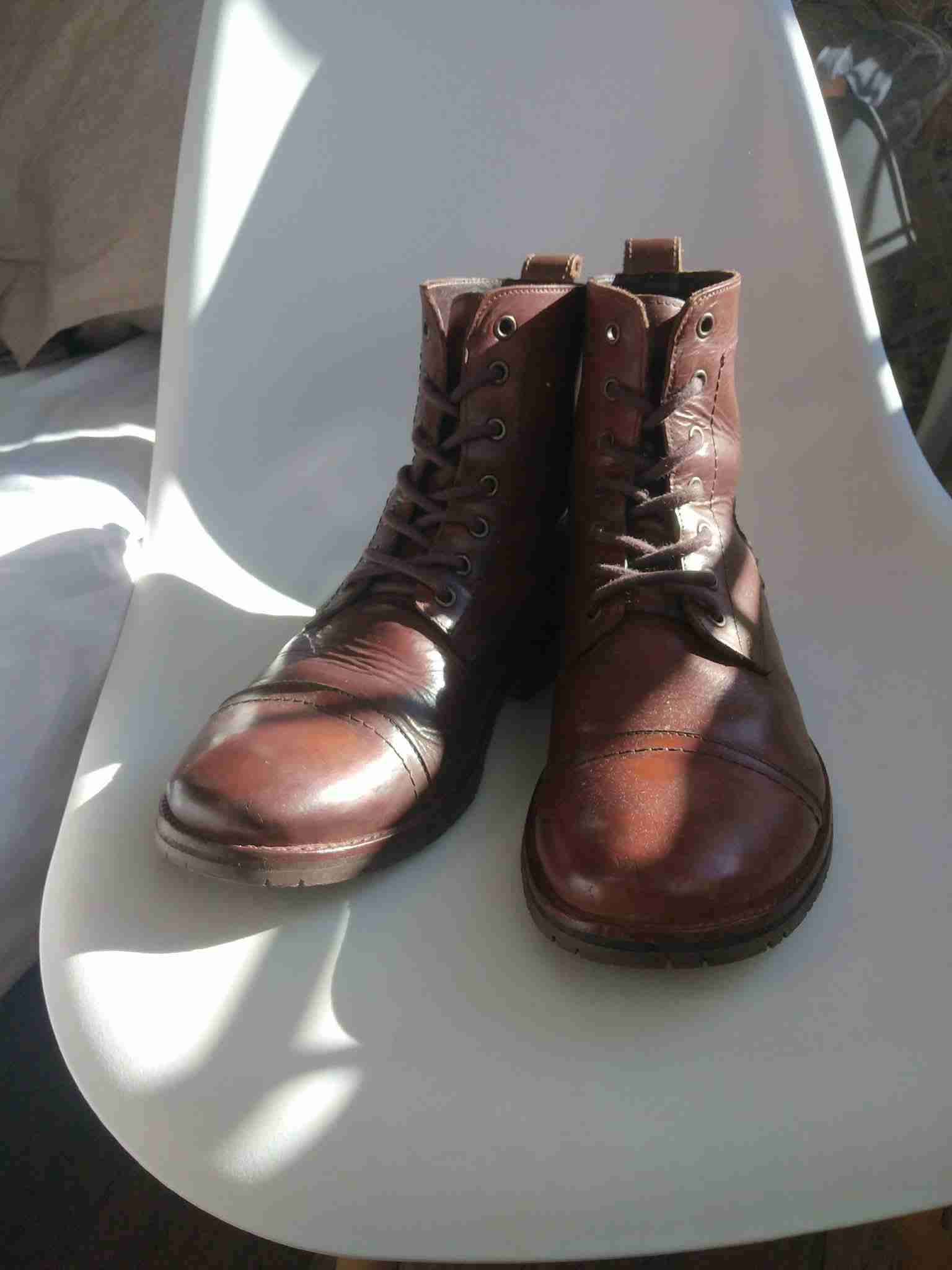 Botas de cuero marrón - miniatura 2