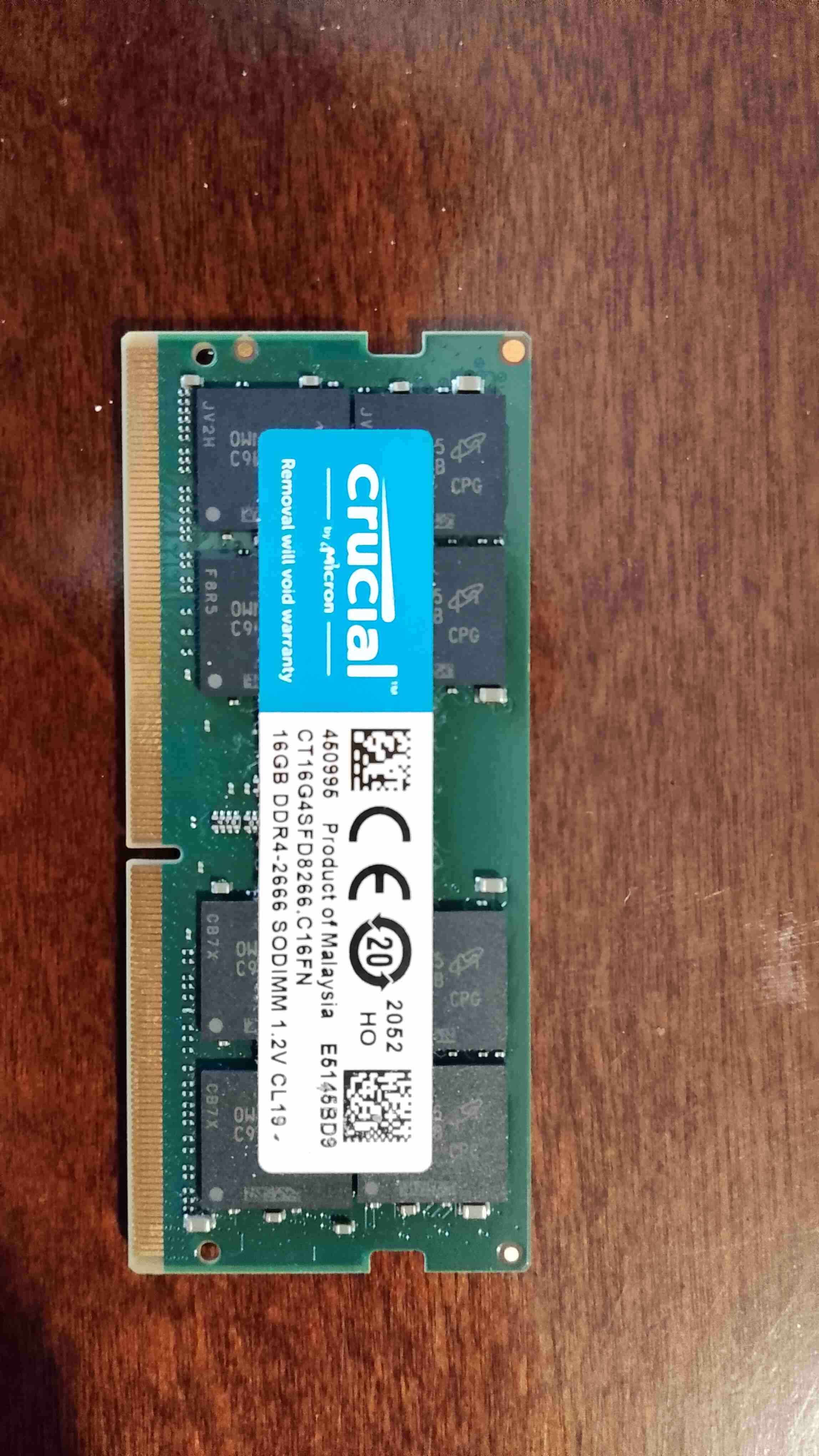 Memoria RAM DDR4 Crucial 16GB - miniatura 1