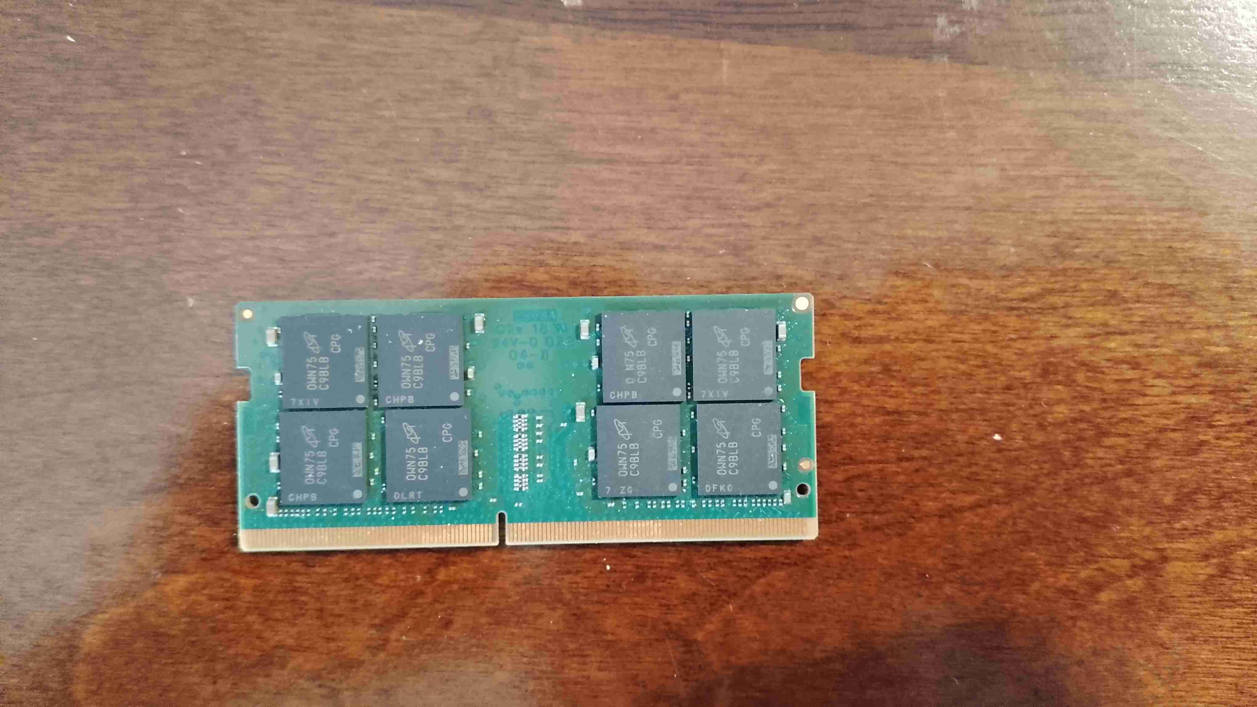 Memoria RAM DDR4 Crucial 16GB - miniatura 2