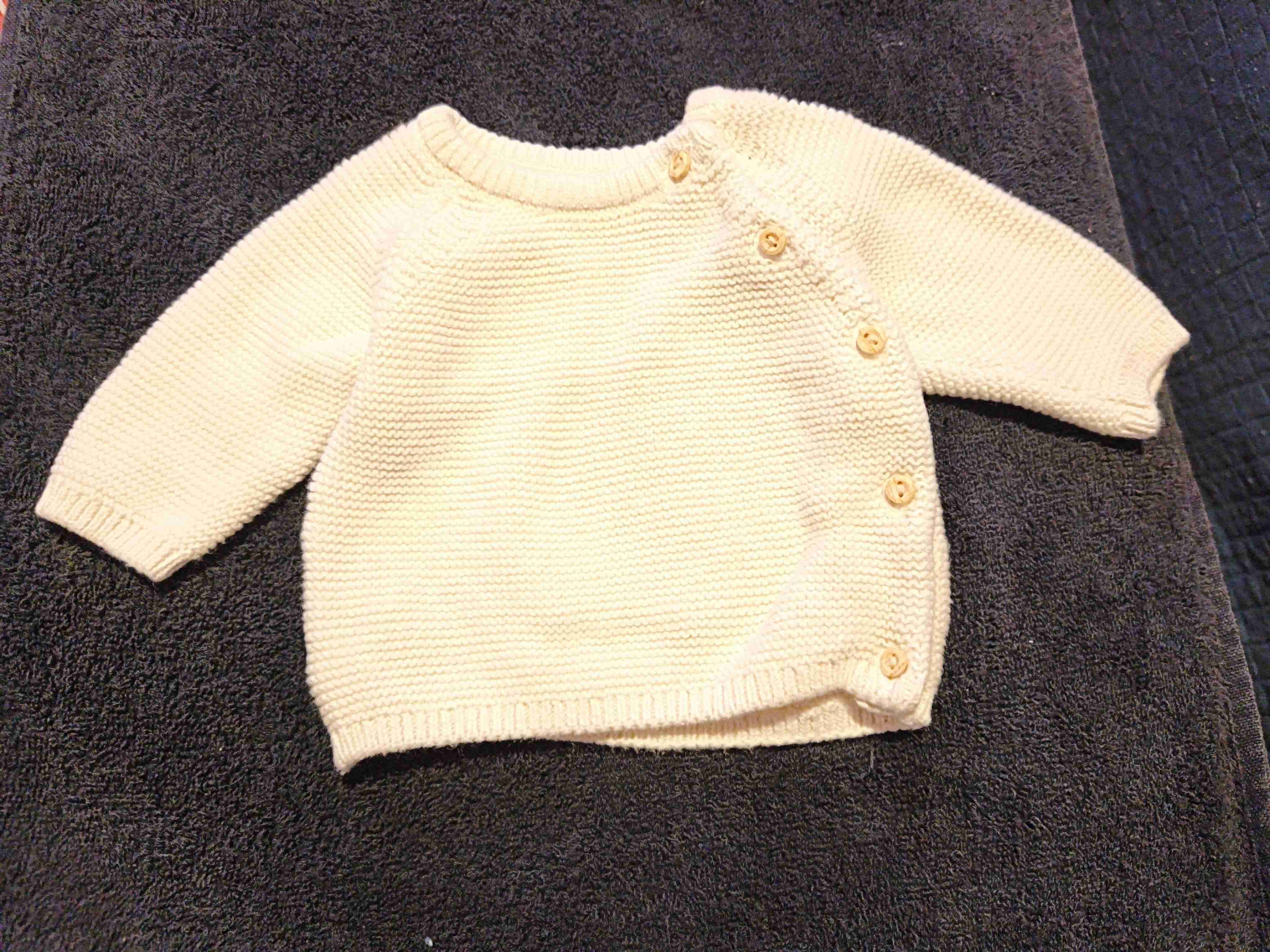 Conjunto tejido para bebé - miniatura 2