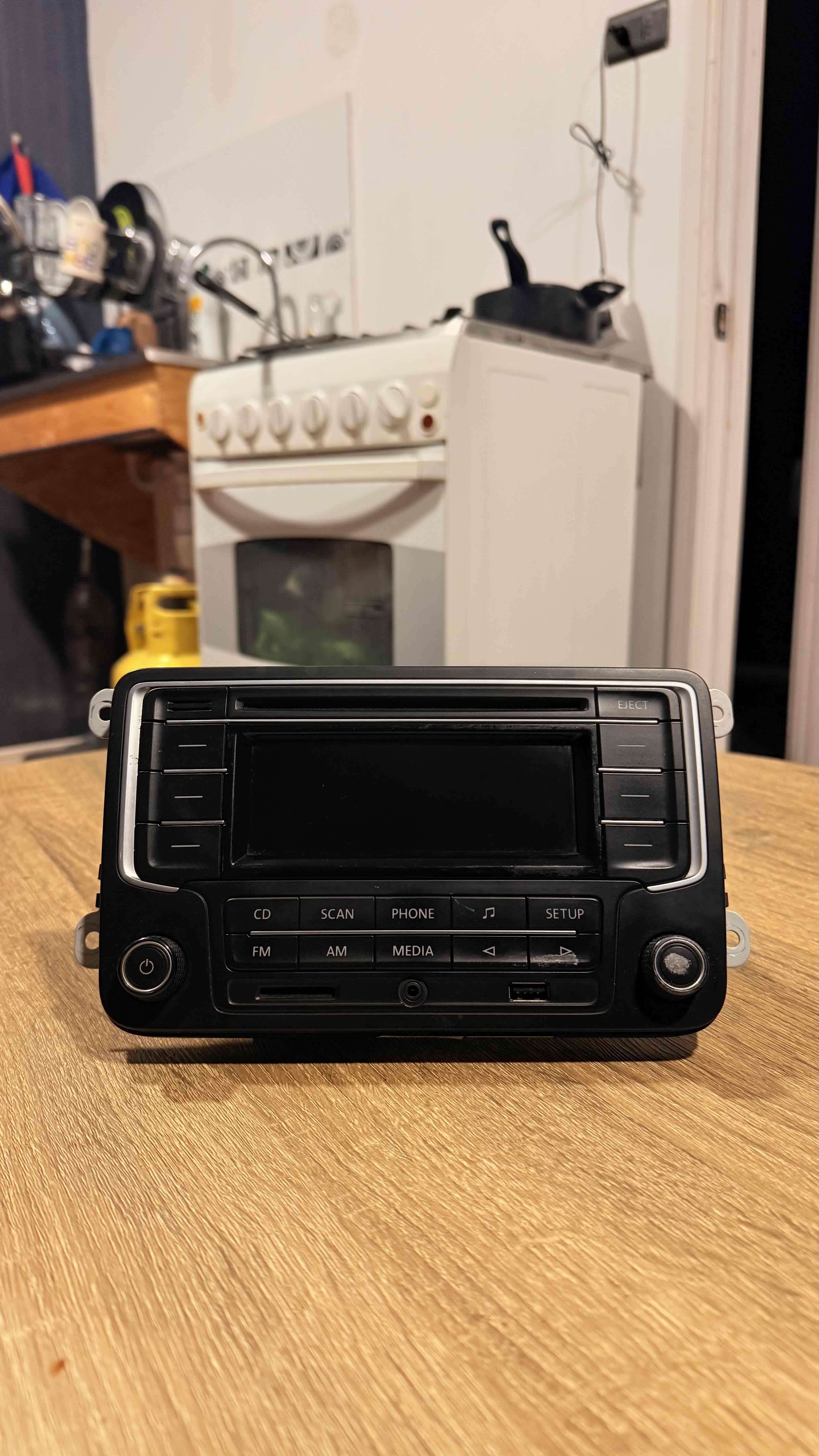 Radio de WV Original - miniatura 4