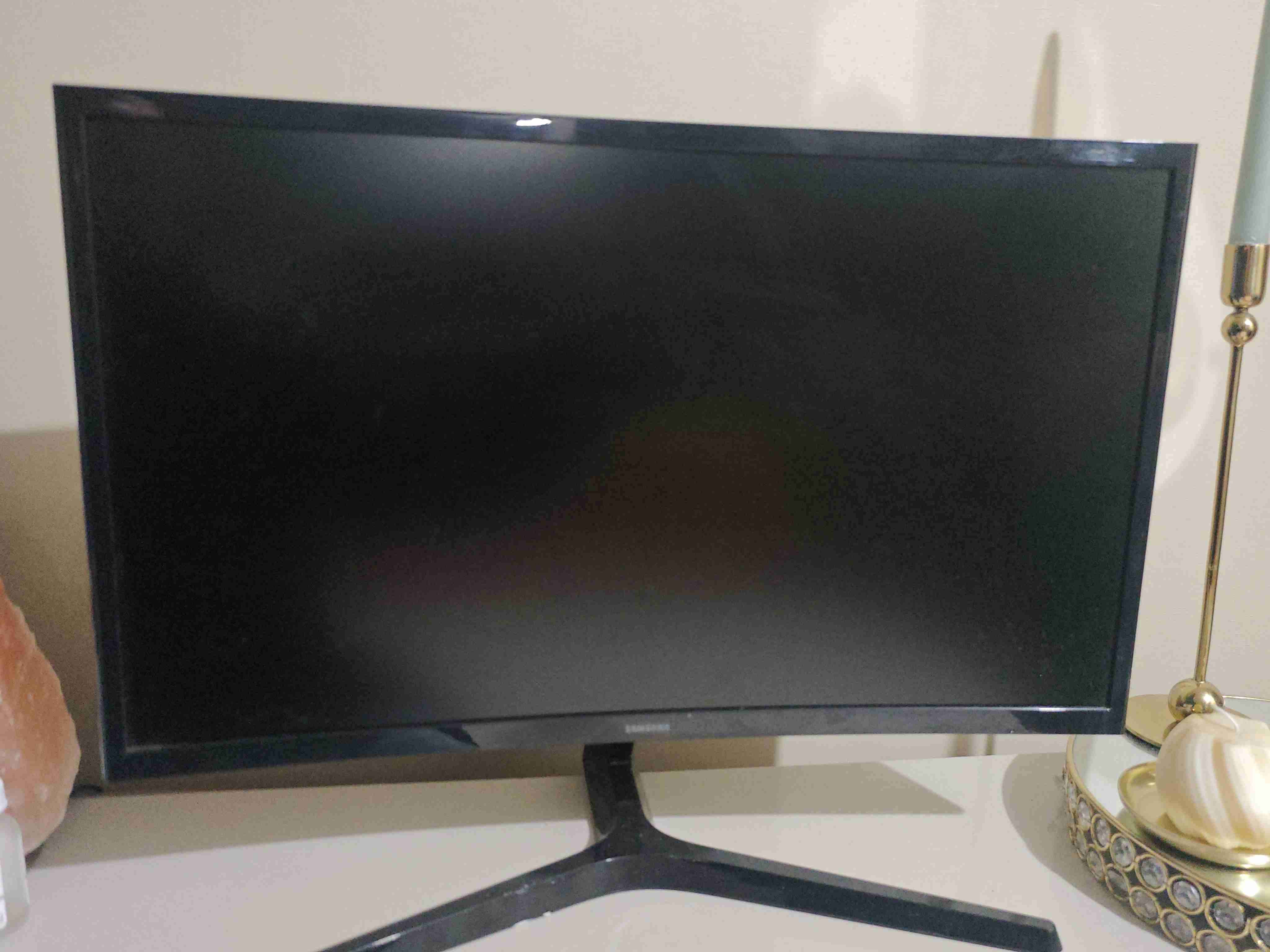 Monitor LED Samsung 24 pulgadas - miniatura 2