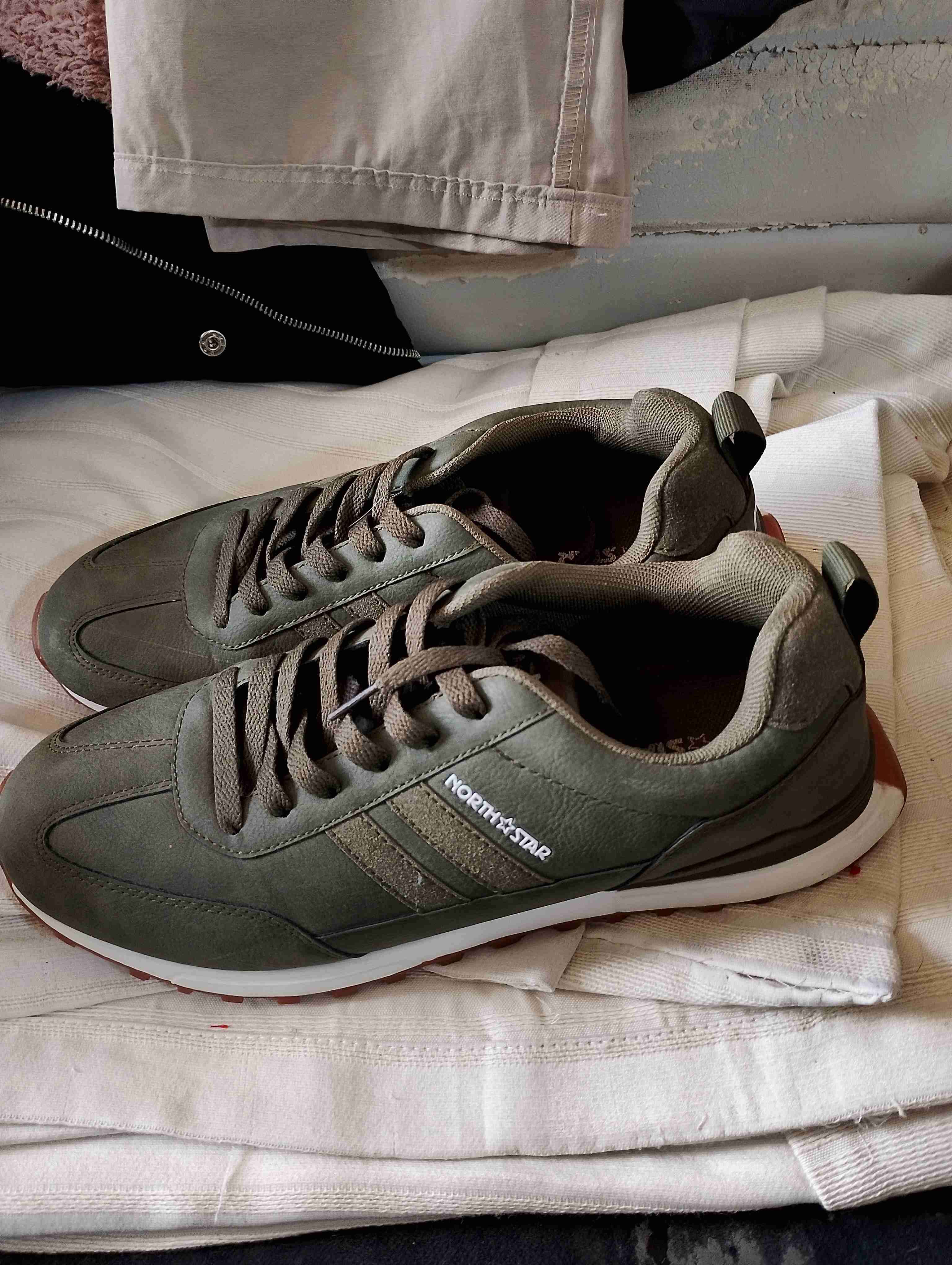 Zapatillas deportivas verde oliva - miniatura 3