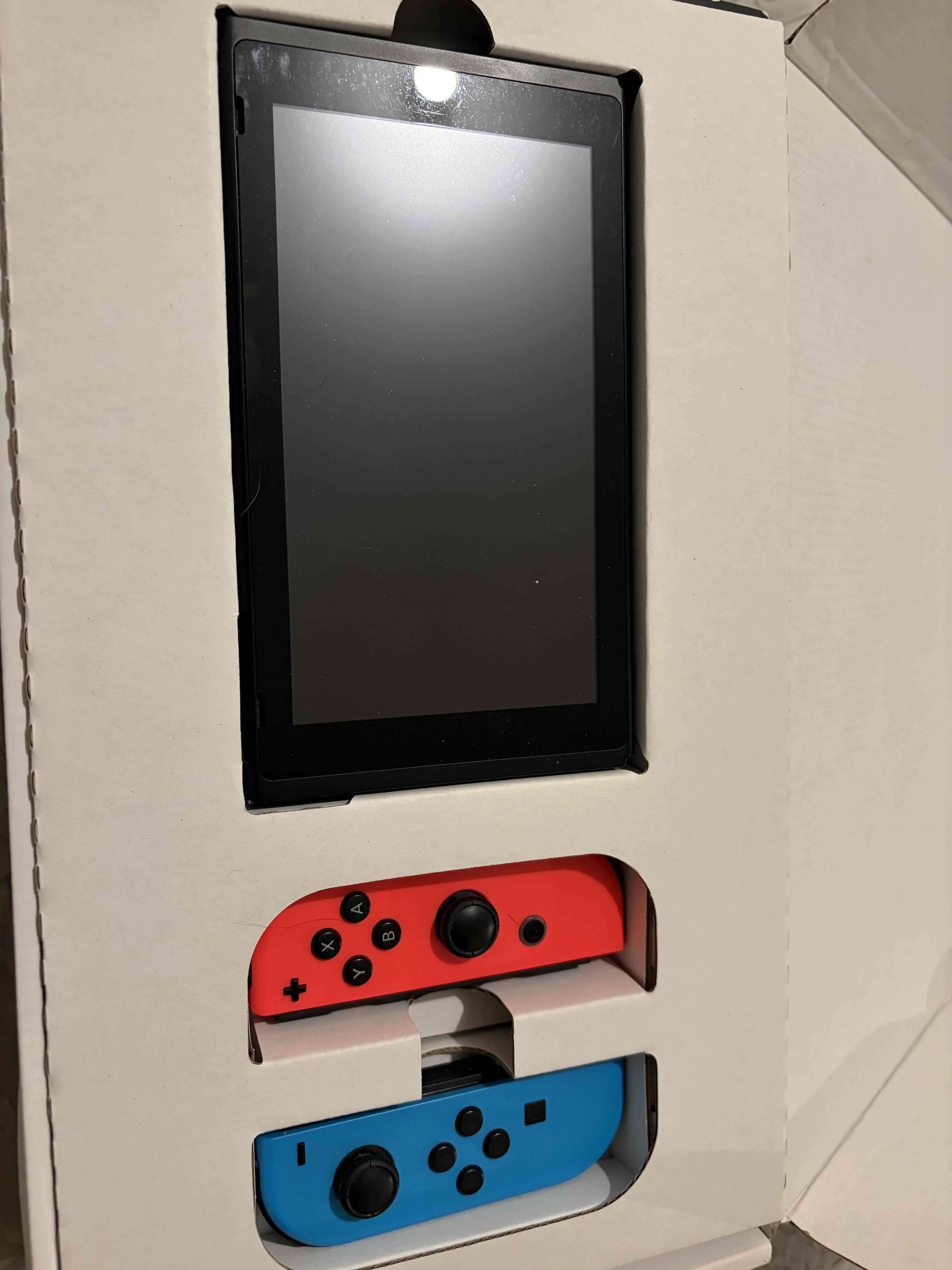 Consola Nintendo Switch - miniatura 1